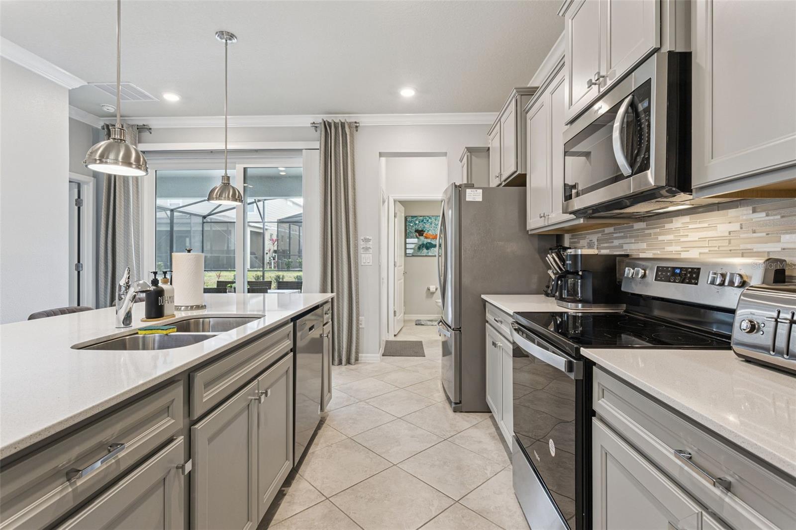 CLERMONT, Florida, 34714, United States, 5 Bedrooms Bedrooms, ,6 BathroomsBathrooms,Residential,For Sale,2015342