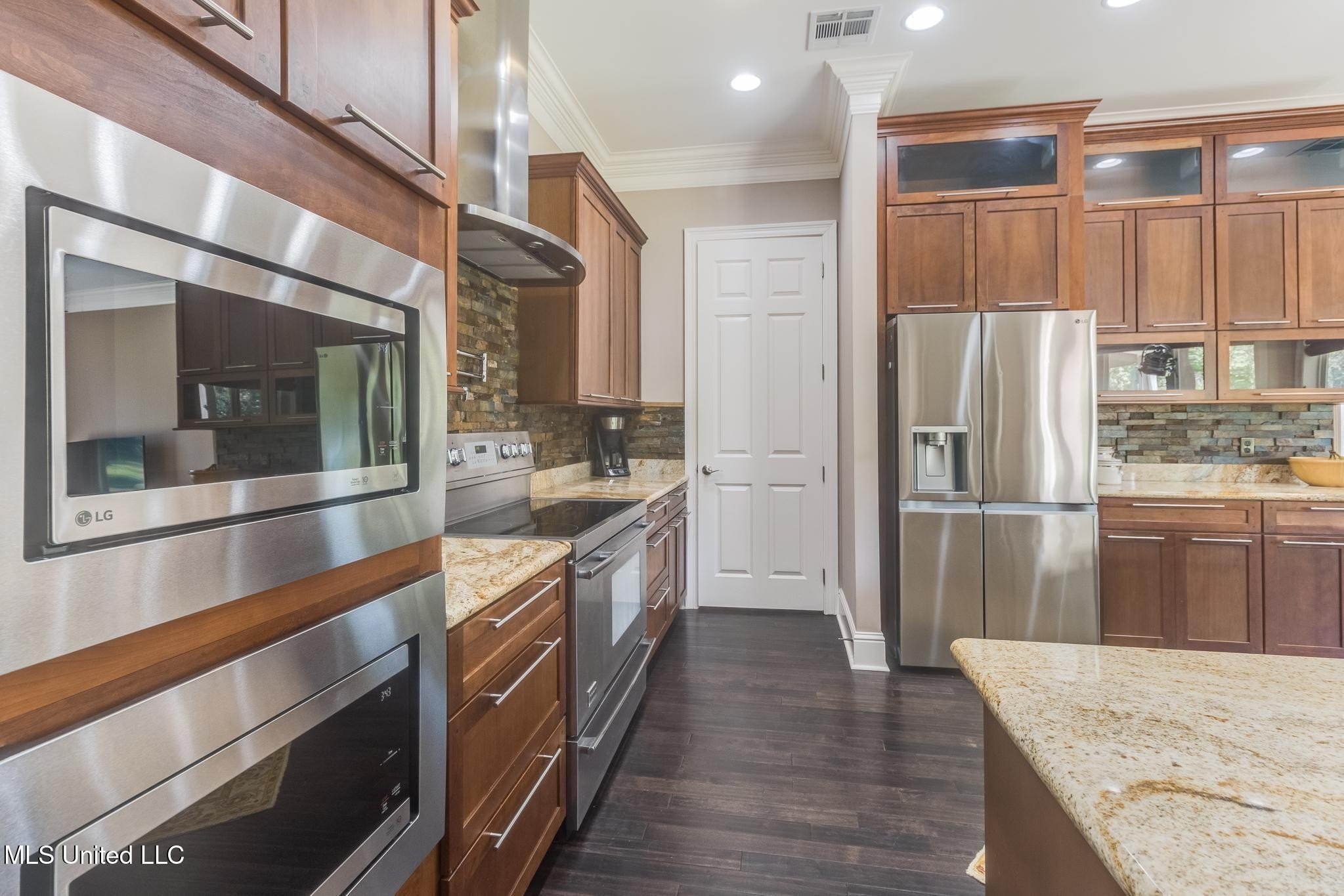 Pass Christian, Mississippi, 39571, United States, 3 Bedrooms Bedrooms, ,4 BathroomsBathrooms,Residential,For Sale,1943647