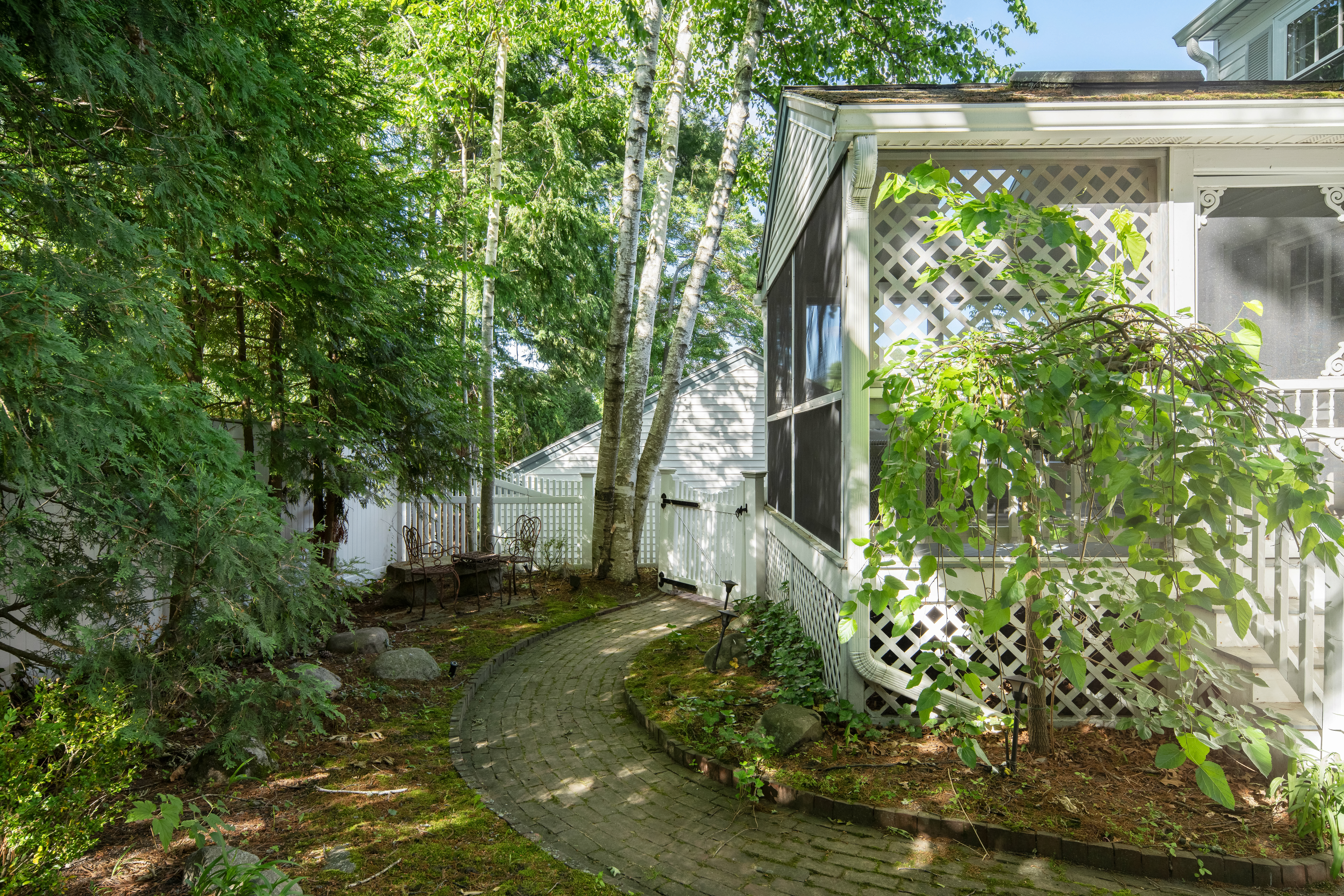  51 Fulton Street, Dedham, MA 02026 - 物件實景
