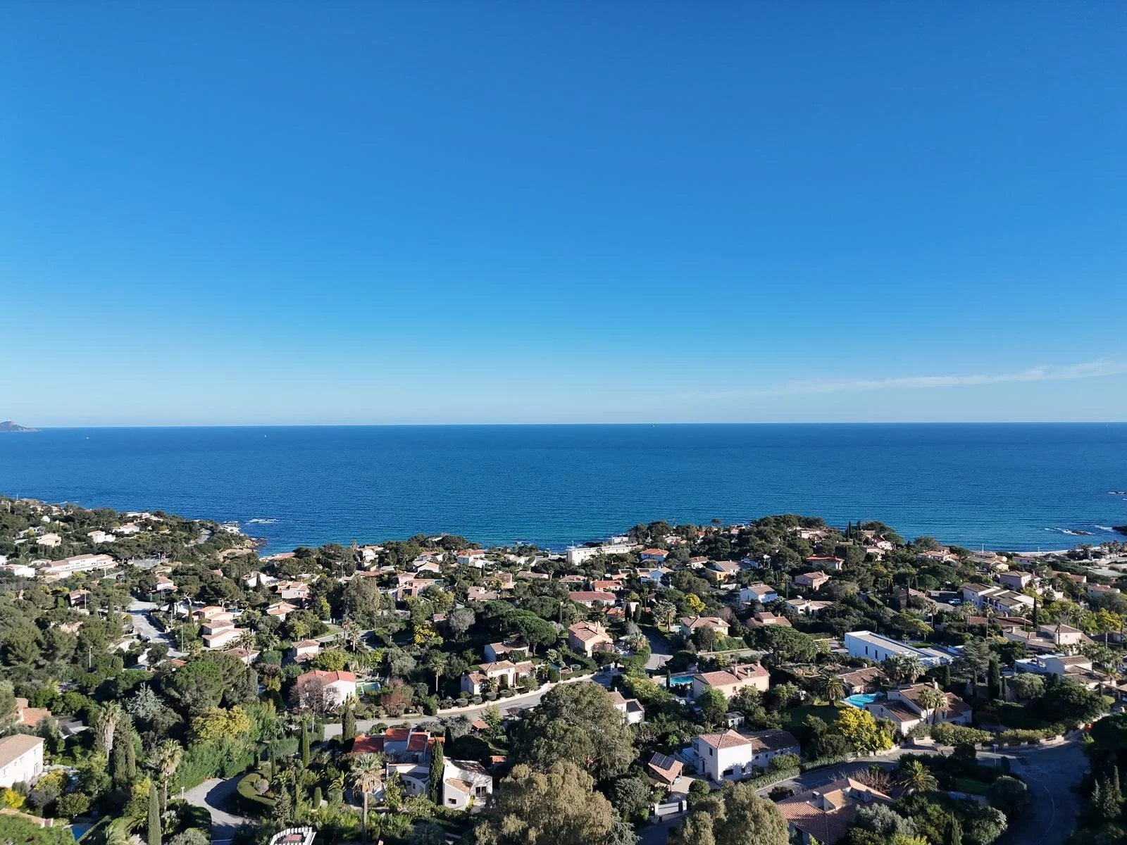 Les Issambres, Provence-Alpes-Côte d’Azur, 83380, FR, 5 Bedrooms Bedrooms, ,Residential,For Sale,1994462