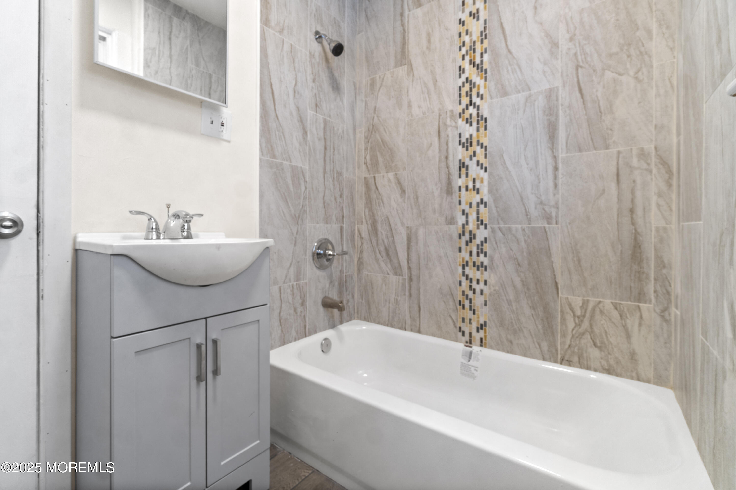 Newark, New Jersey, 07112, United States, ,Residential,For Sale,2008855