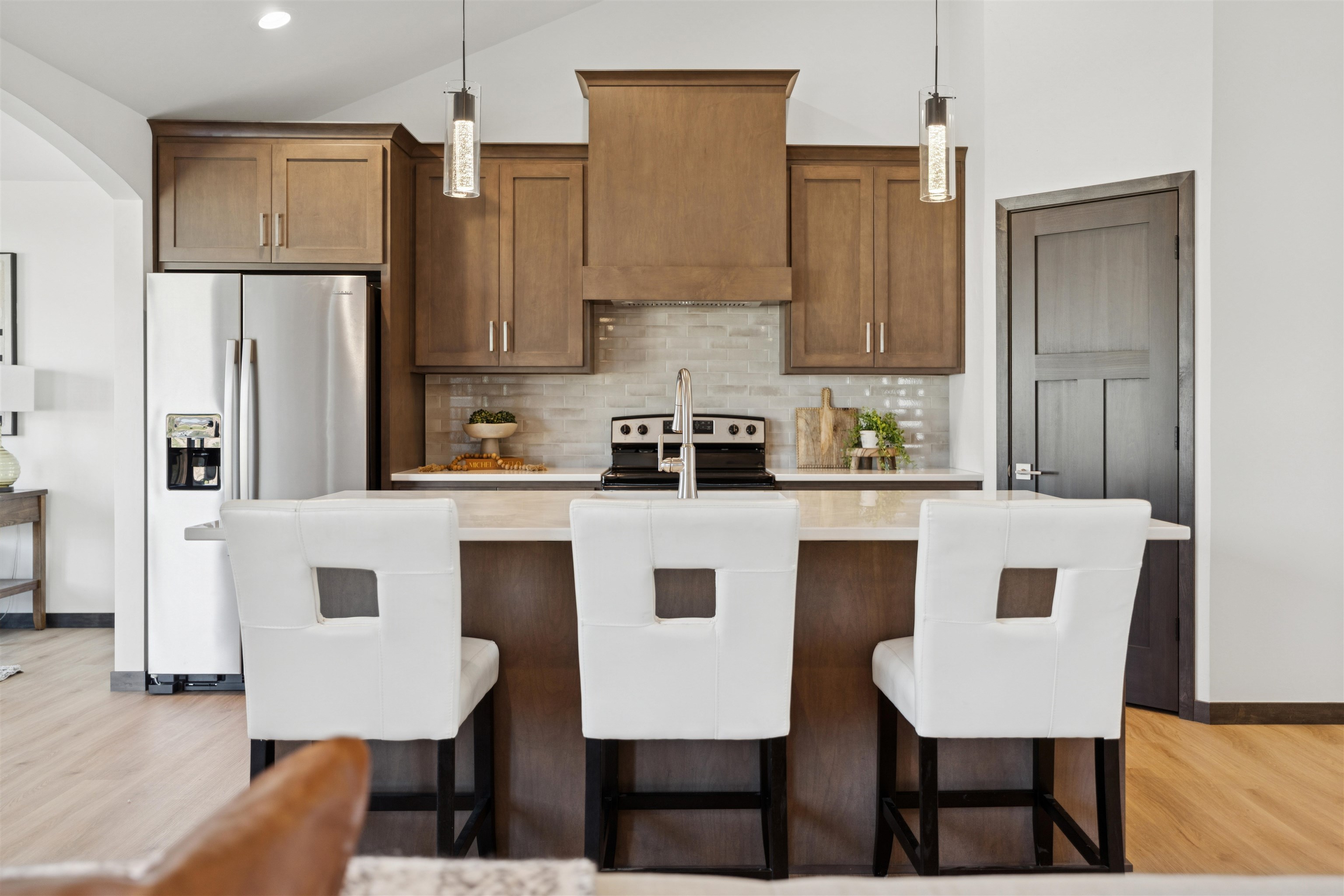 DE PERE, Wisconsin, 54115, United States, 3 Bedrooms Bedrooms, ,3 BathroomsBathrooms,Residential,For Sale,1696828