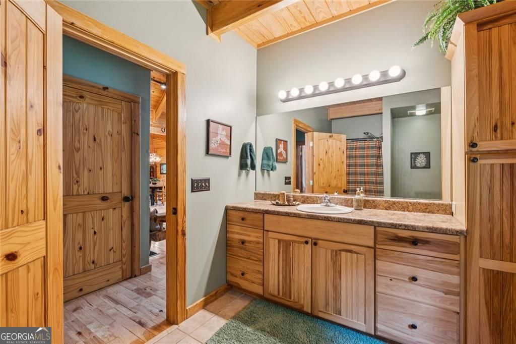 Morganton, Georgia, 30560, United States, 3 Bedrooms Bedrooms, ,3 BathroomsBathrooms,Residential,For Sale,1905376