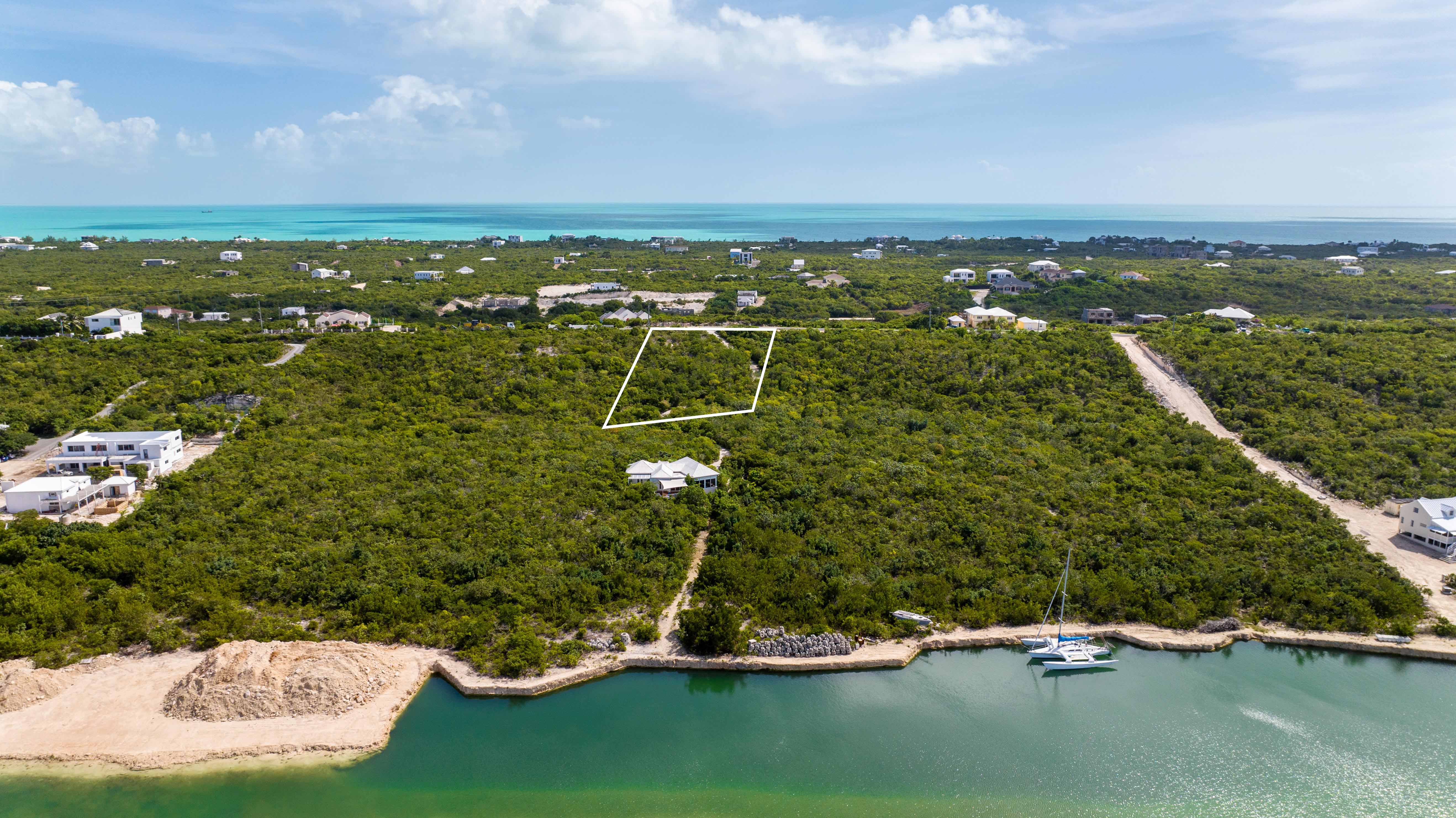  Long Bay Hillside Lot - 物件實景