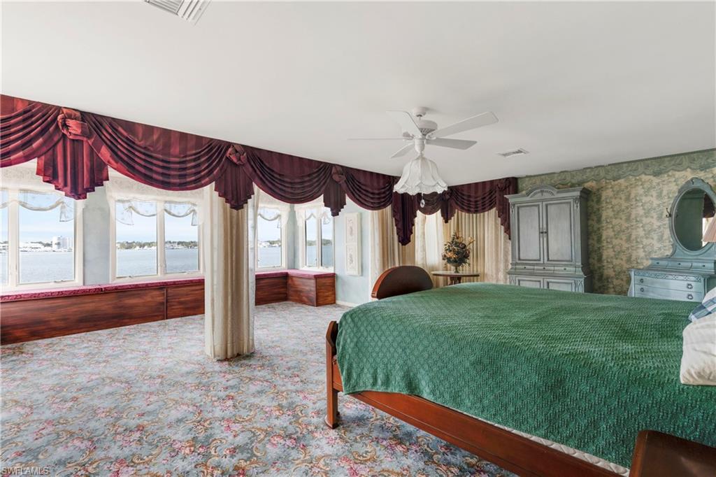 Naples, Florida, 34102, United States, 4 Bedrooms Bedrooms, ,4 BathroomsBathrooms,Residential,For Sale,1939219