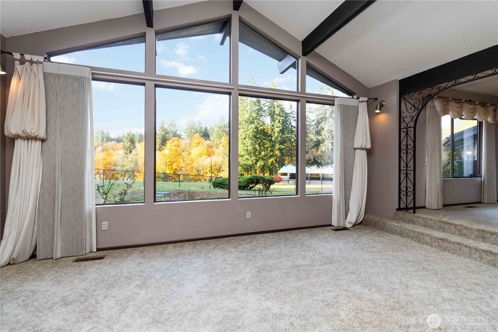 Longview, Washington, 98632, United States, 4 Bedrooms Bedrooms, ,2 BathroomsBathrooms,Residential,For Sale,1986535