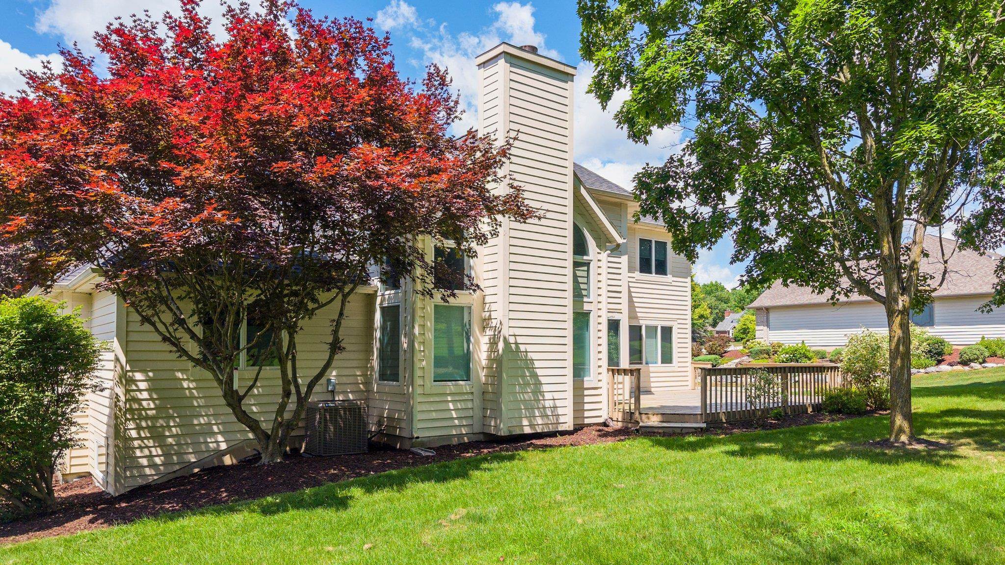 Roanoke, Indiana, 46783, United States, 5 Bedrooms Bedrooms, ,4 BathroomsBathrooms,Residential,For Sale,1913687