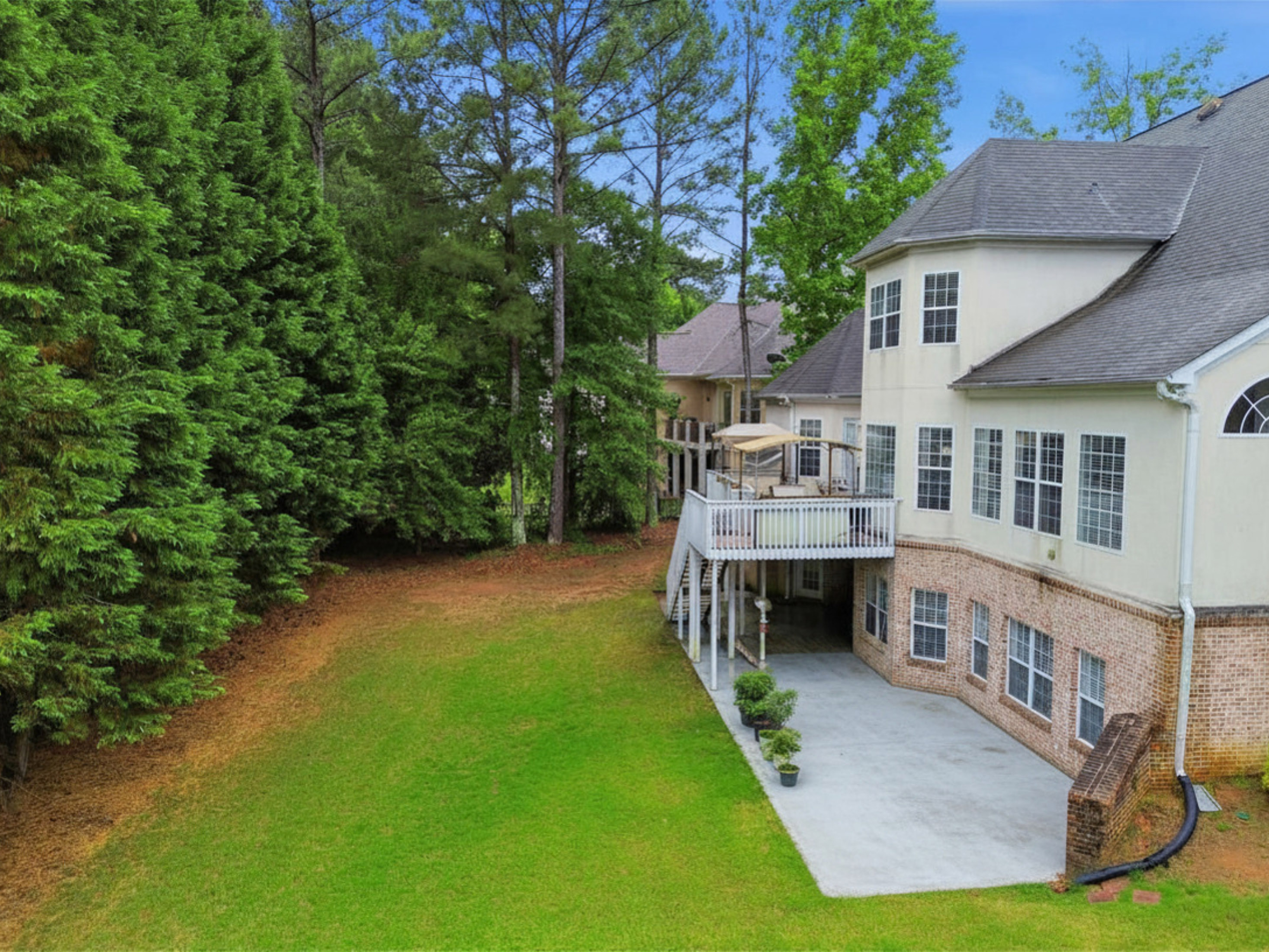  Beautiful Brick Residence at Eagle
