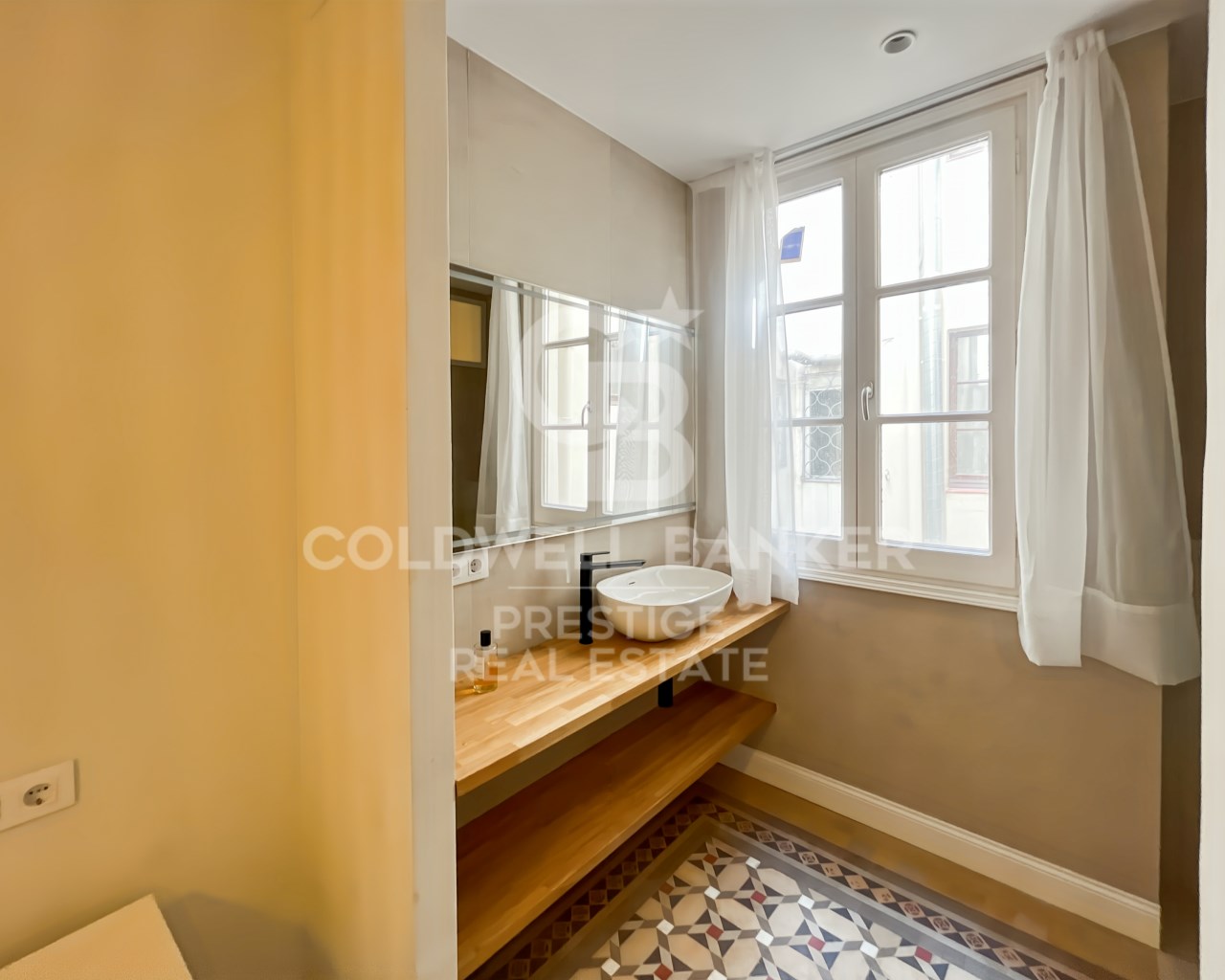 Barcelona, Catalonia, ES, 3 Bedrooms Bedrooms, ,3 BathroomsBathrooms,Residential,For Sale,1900939
