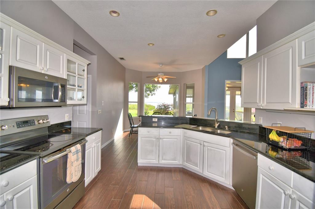 Winter Haven, Florida, 33881, United States, 5 Bedrooms Bedrooms, ,3 BathroomsBathrooms,Residential,For Sale,1752855