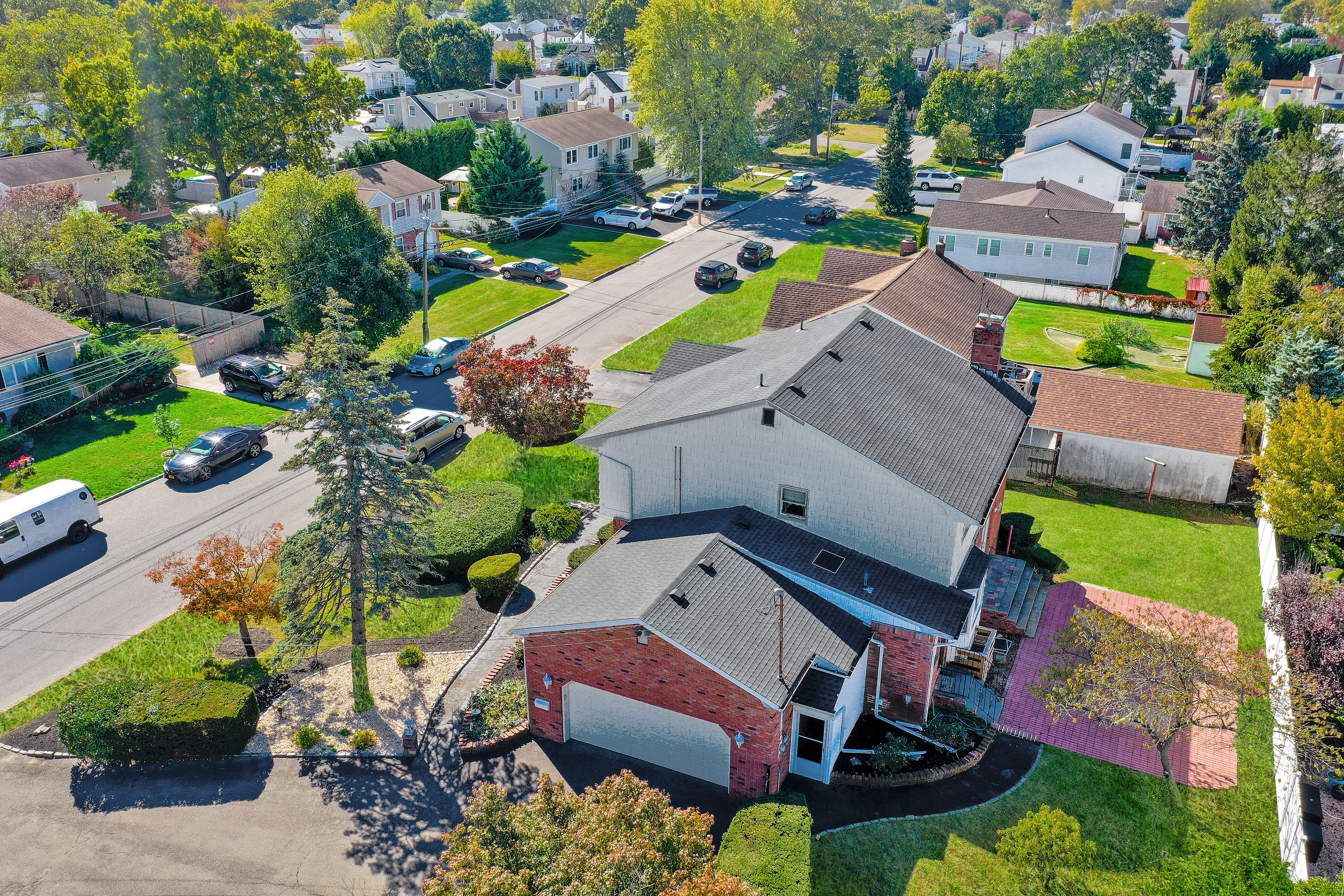 West Babylon, New York, 11704, United States, 3 Bedrooms Bedrooms, ,3 BathroomsBathrooms,Residential,For Sale,1977604