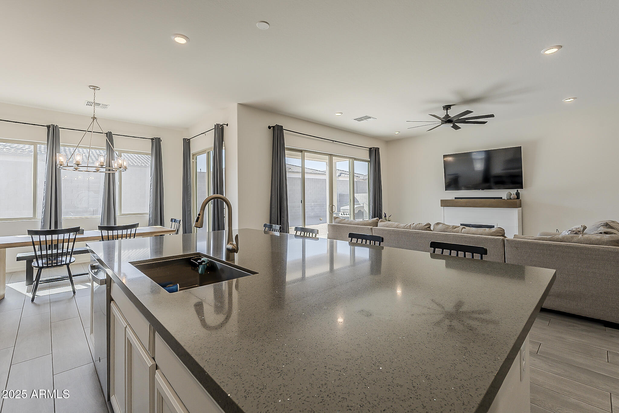 Litchfield Park, Arizona, 85340, United States, 4 Bedrooms Bedrooms, ,Residential,For Sale,1902825