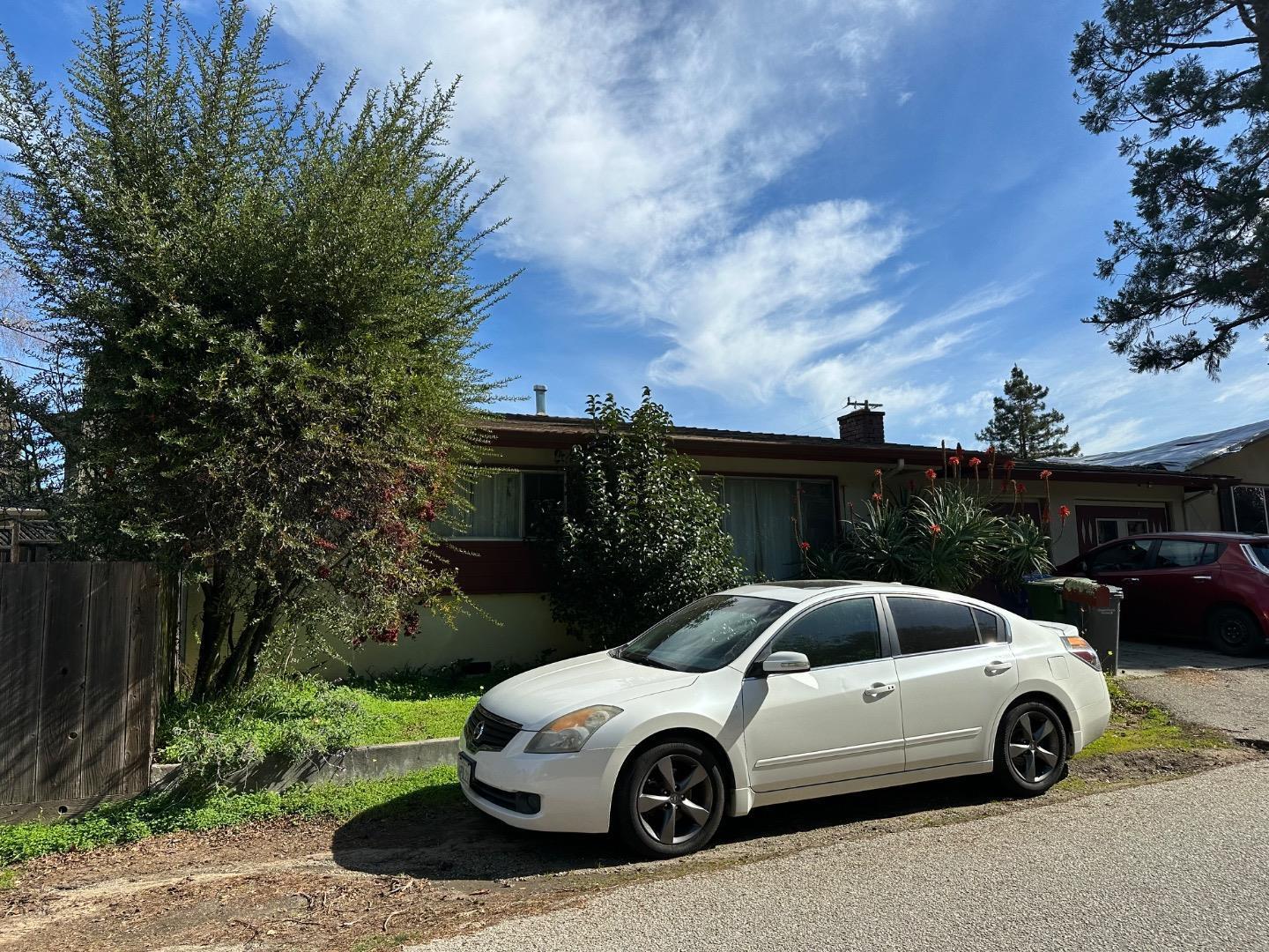 Santa Cruz, California, 95065, United States, ,Residential,For Sale,1875027