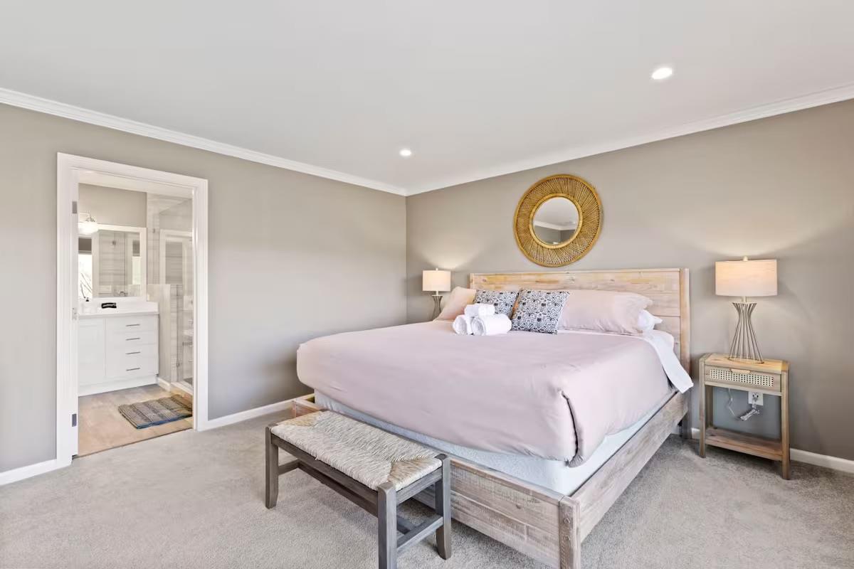 Pacifica, California, 94044, United States, 4 Bedrooms Bedrooms, ,4 BathroomsBathrooms,Residential,For Sale,1988181