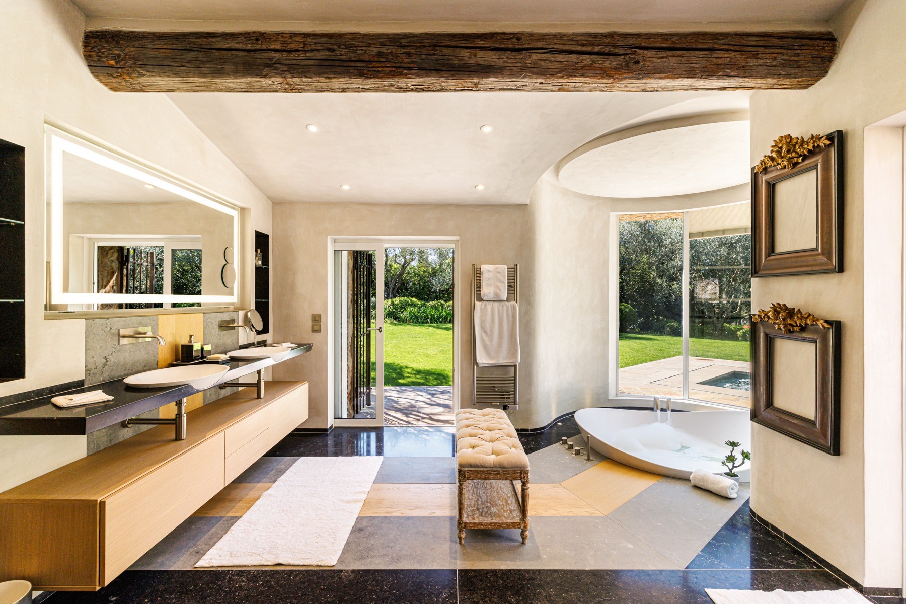 Luxury estate in Provence with sea views, 7 suites, pool, tennis court and land… - 物件實景