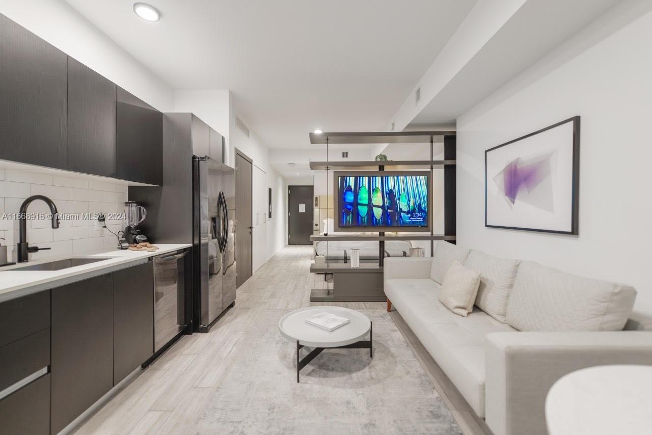 398 NE 5th St Unit 1708, Miami, Florida, 33132, United States, 1 Bedroom Bedrooms, ,1 BathroomBathrooms,Residential,For Sale,398 NE 5th St Unit 1708,1632142