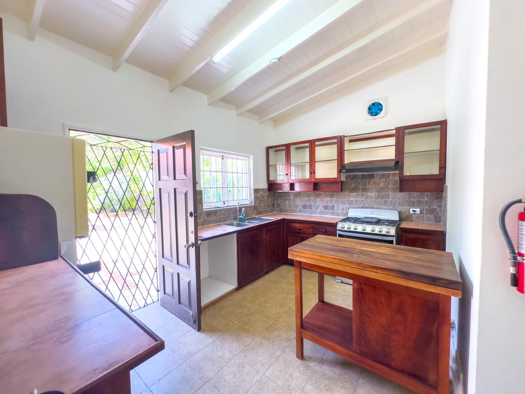 St. Ann, JM, 5 Bedrooms Bedrooms, ,3 BathroomsBathrooms,Residential,For Sale,1932933