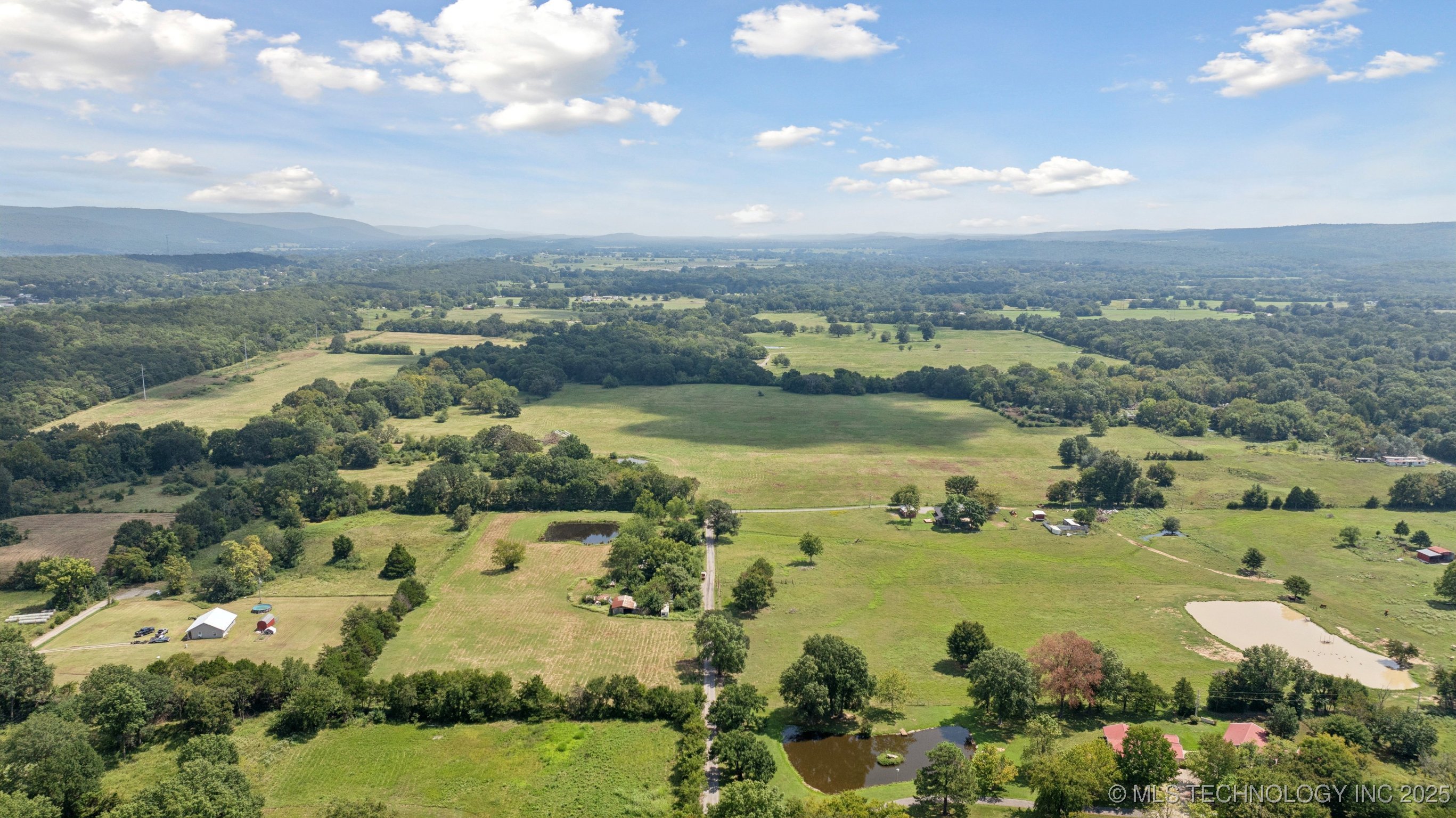 Wilburton, Oklahoma, 74578, United States, ,Residential,For Sale,1939872