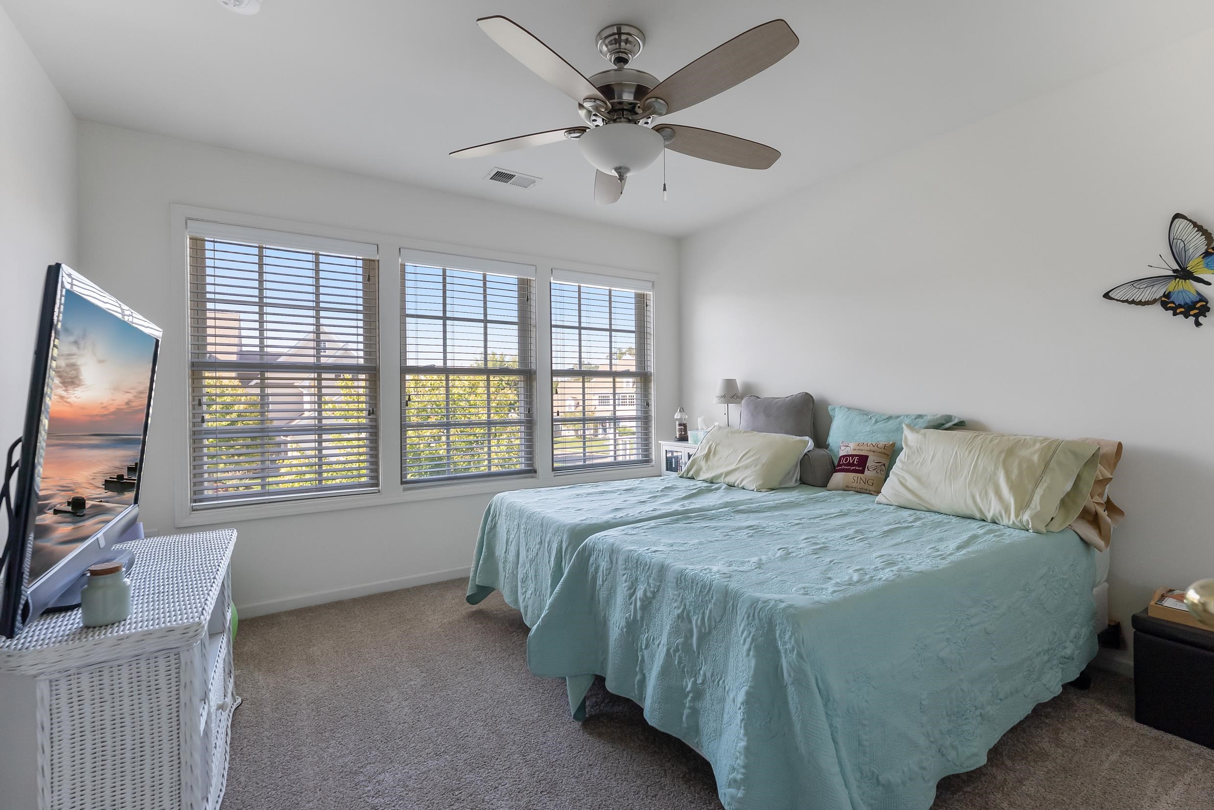 Swainton, New Jersey, 08210, United States, 3 Bedrooms Bedrooms, ,2 BathroomsBathrooms,Residential,For Sale,1982441