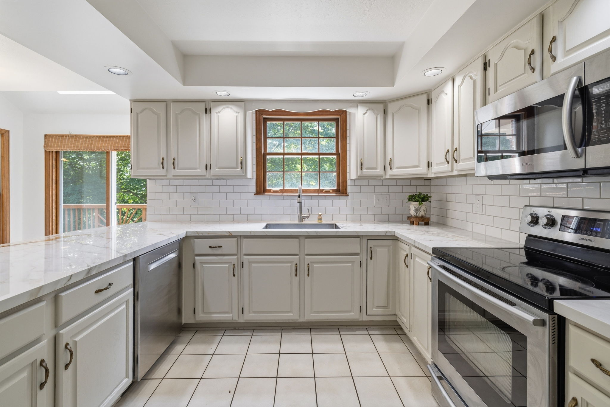  2457 Dogwood Drive, Franklin Park, PA 15090 - 物件實景