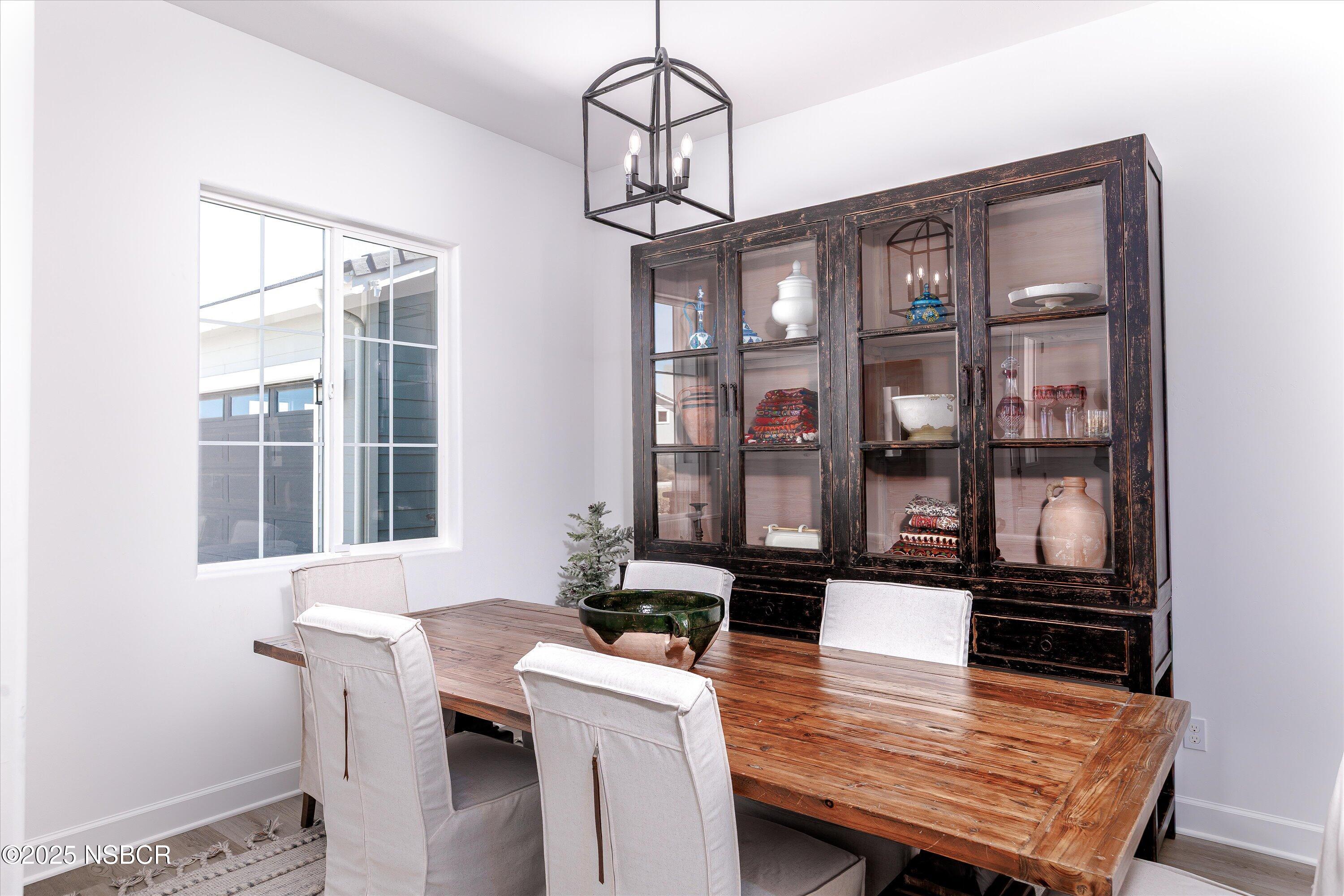 Santa Maria, California, 93455, United States, 4 Bedrooms Bedrooms, ,4 BathroomsBathrooms,Residential,For Sale,1975540