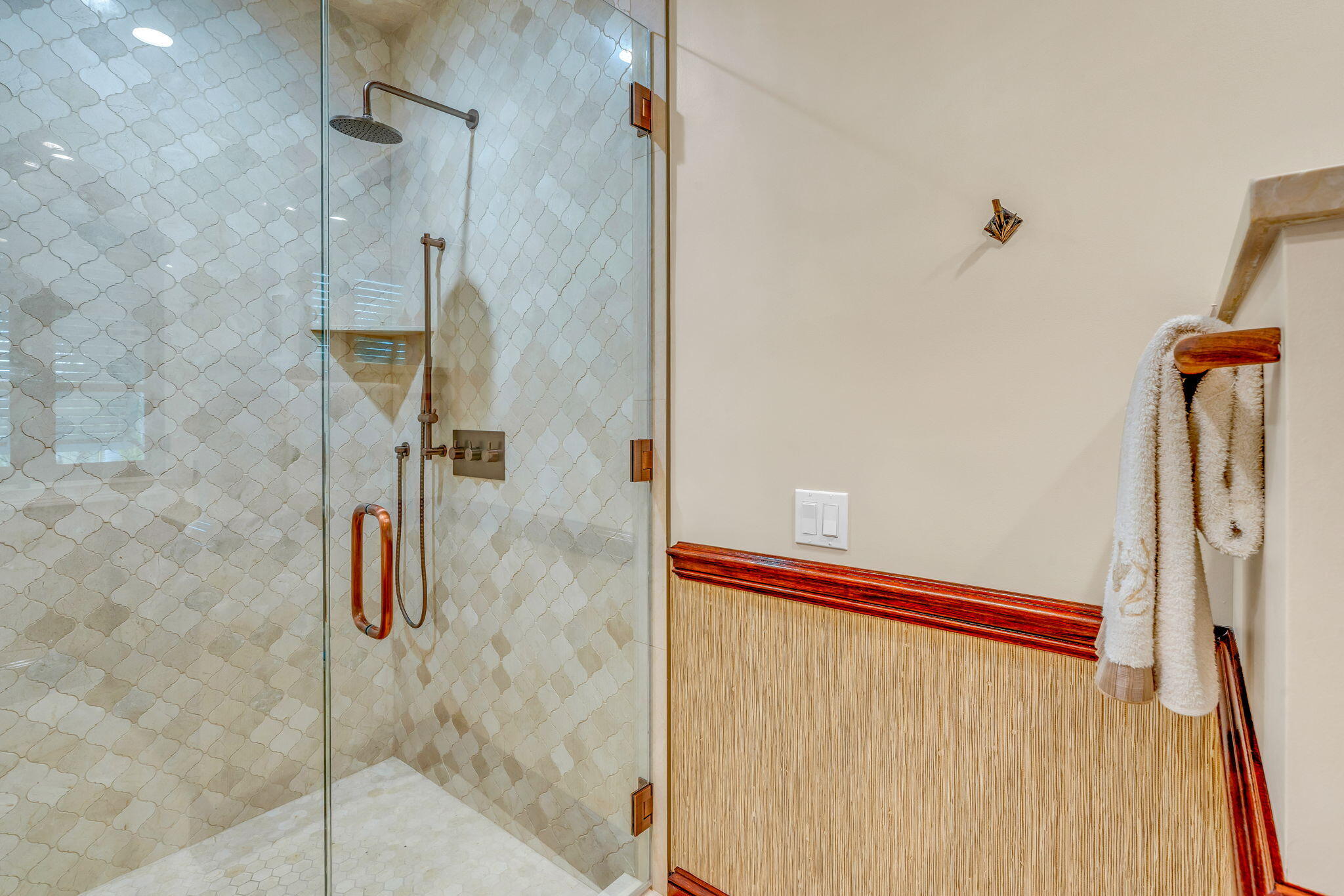 KEY COLONY, Florida, 33051, United States, 4 Bedrooms Bedrooms, ,5 BathroomsBathrooms,Residential,For Sale,1993100