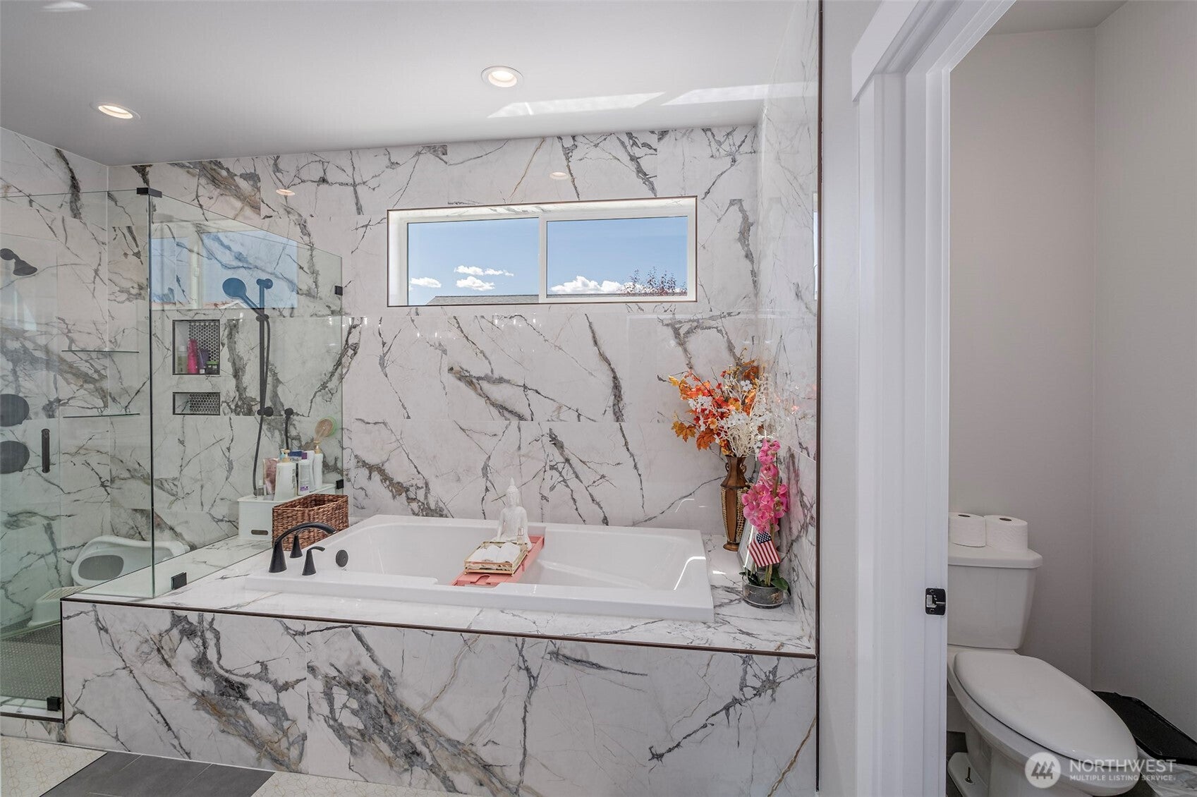 East Wenatchee, Washington, 98802, United States, 3 Bedrooms Bedrooms, ,3 BathroomsBathrooms,Residential,For Sale,2001859