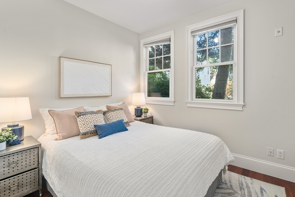 Cambridge, Massachusetts, 02139, United States, 4 Bedrooms Bedrooms, ,3 BathroomsBathrooms,Residential,For Sale,1939479