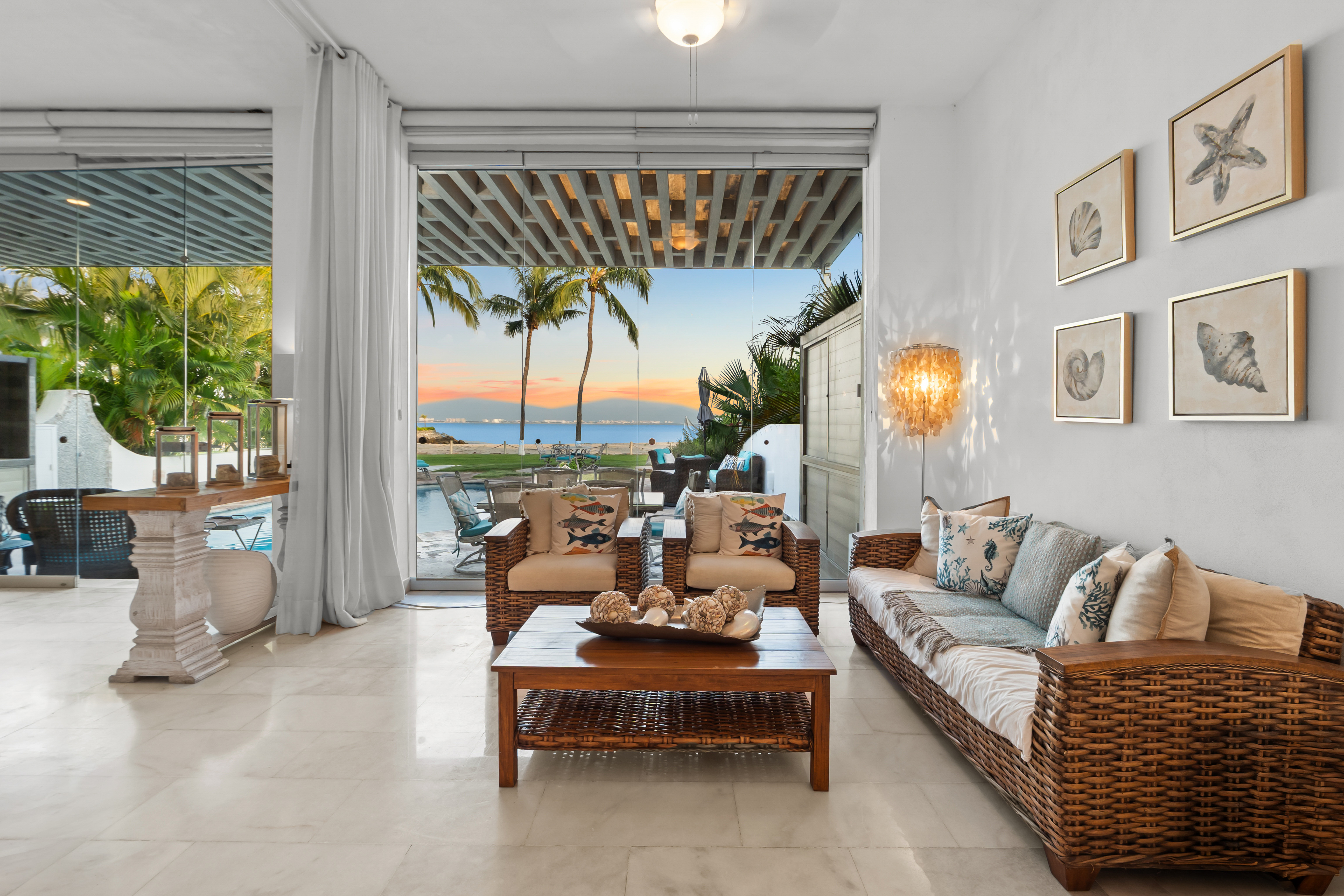  Casa La Puntilla  Oceanfront Residence in La Cruz de Huanacaxtle - 物件實景