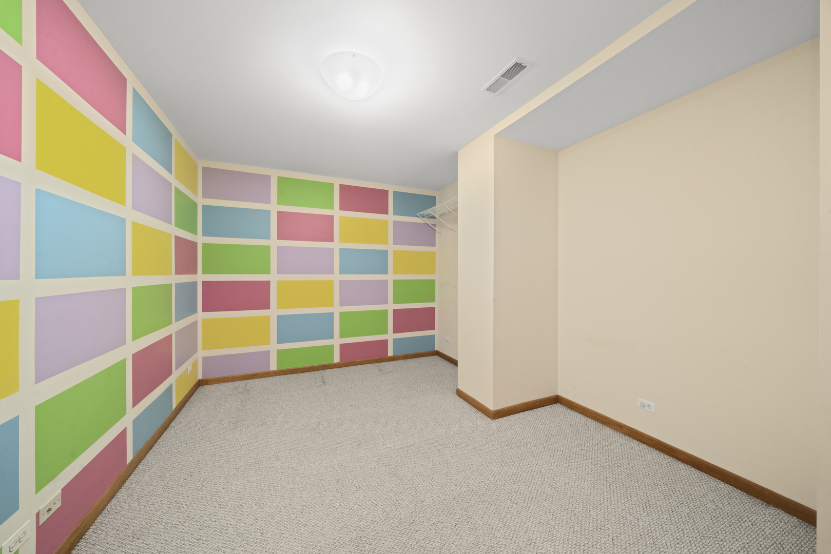 Sugar Grove, Illinois, 60554, United States, 4 Bedrooms Bedrooms, ,4 BathroomsBathrooms,Residential,For Sale,2003228