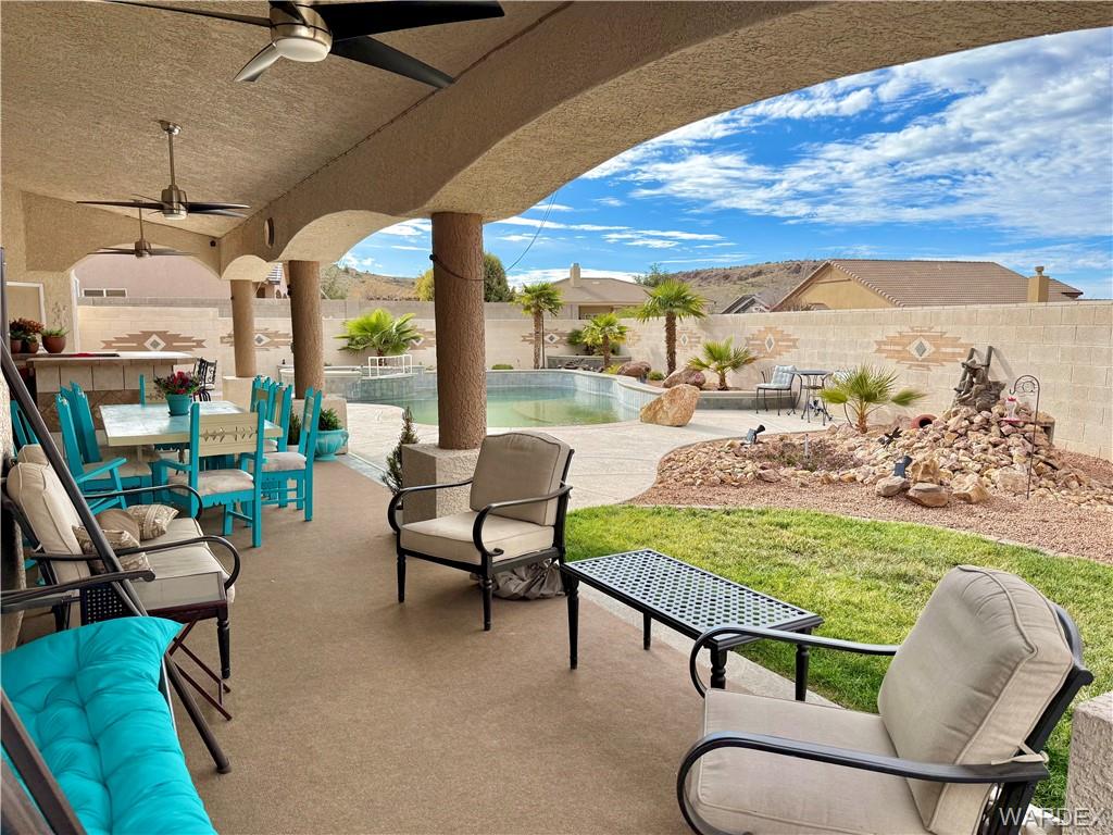 Kingman, Arizona, 86401, United States, 4 Bedrooms Bedrooms, ,2 BathroomsBathrooms,Residential,For Sale,2013264