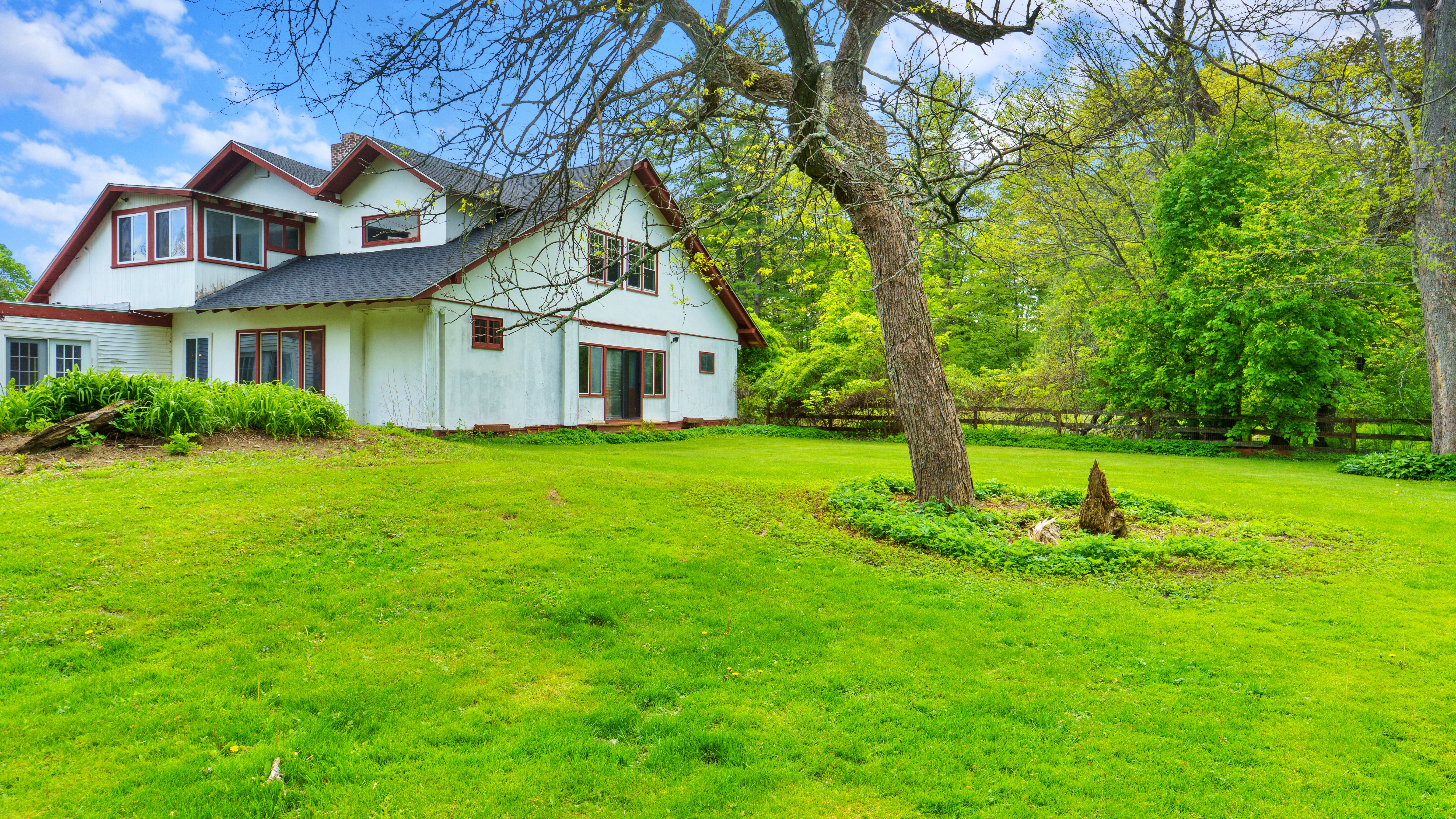  Just One Mile From the Heart of Lenox, Nearly 36 Acres Await Your Next Chapter - 物件實景