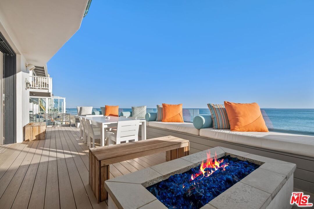 Malibu, California, 90265, United States, 3 Bedrooms Bedrooms, ,3 BathroomsBathrooms,Residential,For Sale,1994760