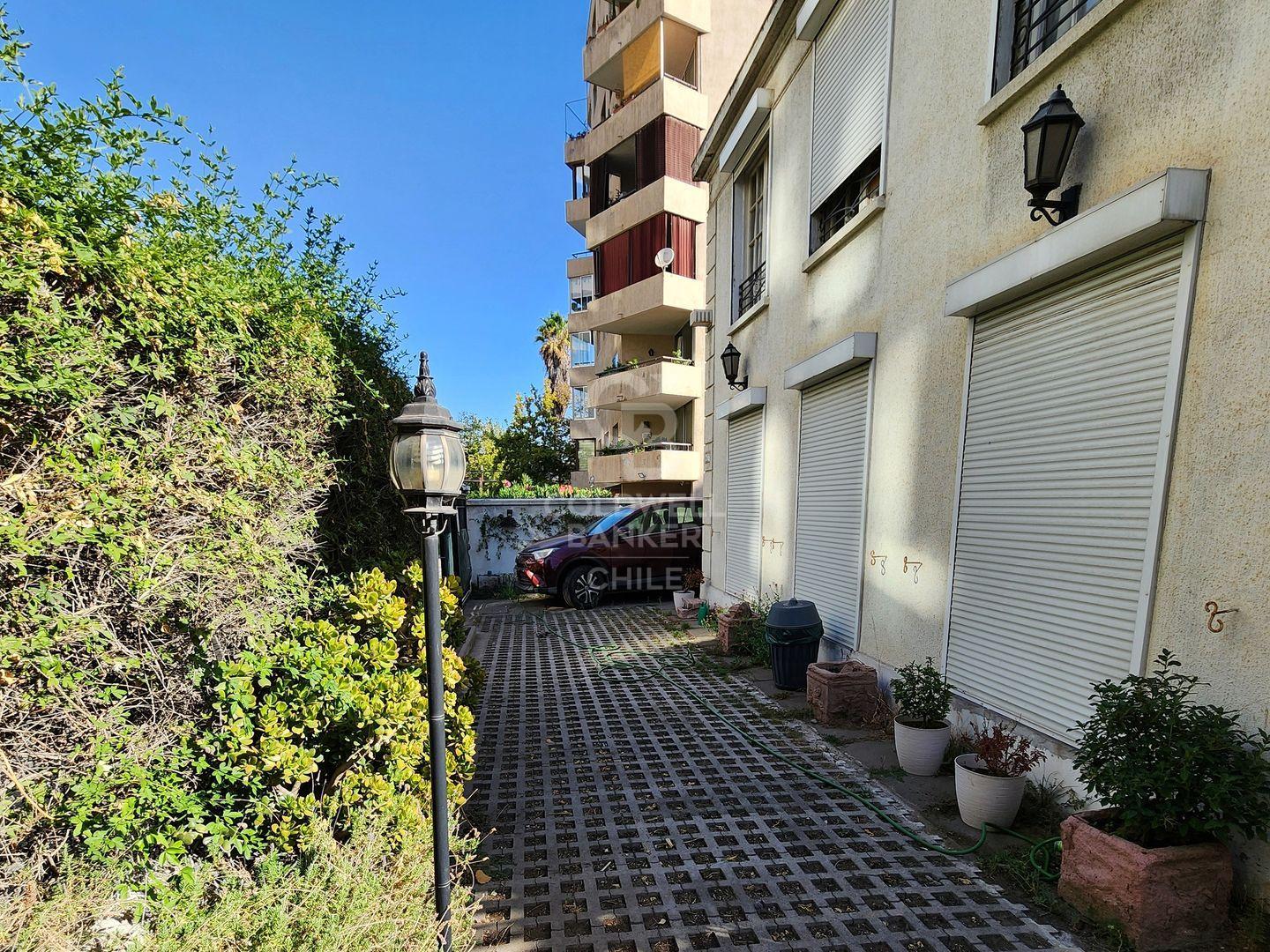 Providencia, Chile, 7 Bedrooms Bedrooms, ,4 BathroomsBathrooms,Residential,For Sale,1758828