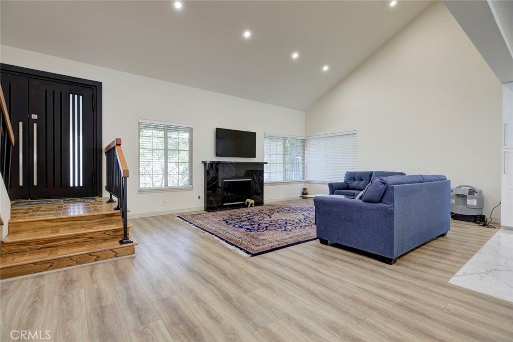 North Hills, California, 91343, United States, 4 Bedrooms Bedrooms, ,4 BathroomsBathrooms,Residential,For Sale,1997104