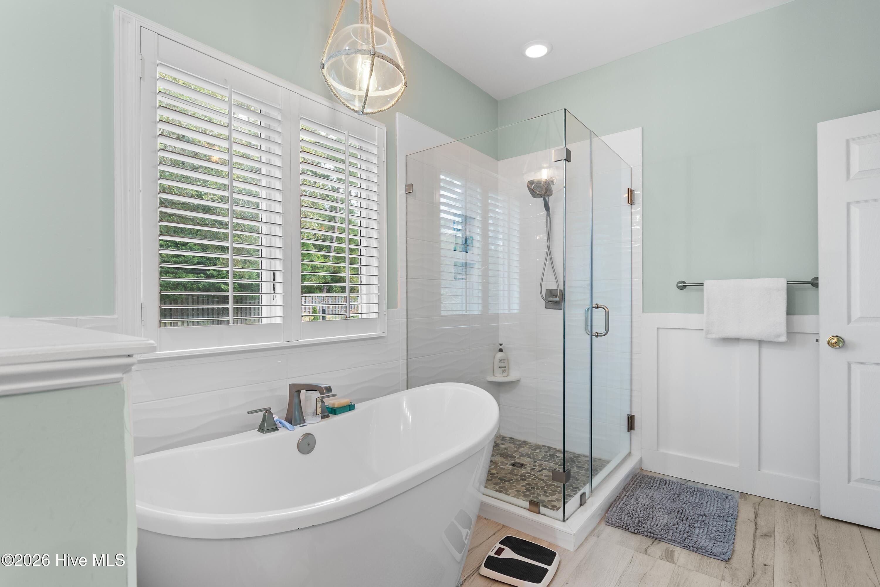 Southport, North Carolina, 28461, United States, 3 Bedrooms Bedrooms, ,2 BathroomsBathrooms,Residential,For Sale,2048471