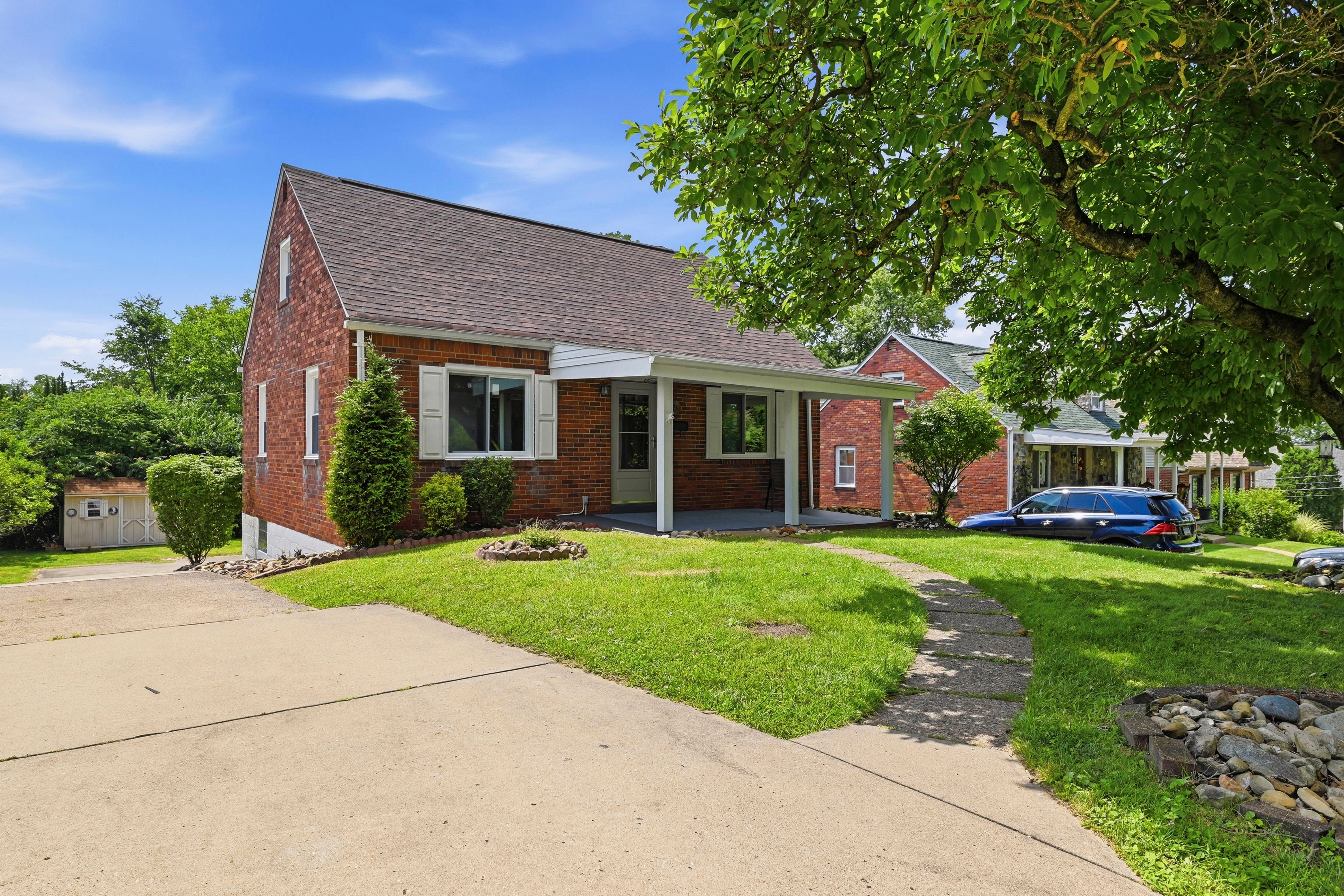  73 Clifford Drive, Pittsburgh, PA 15220 - 物件實景