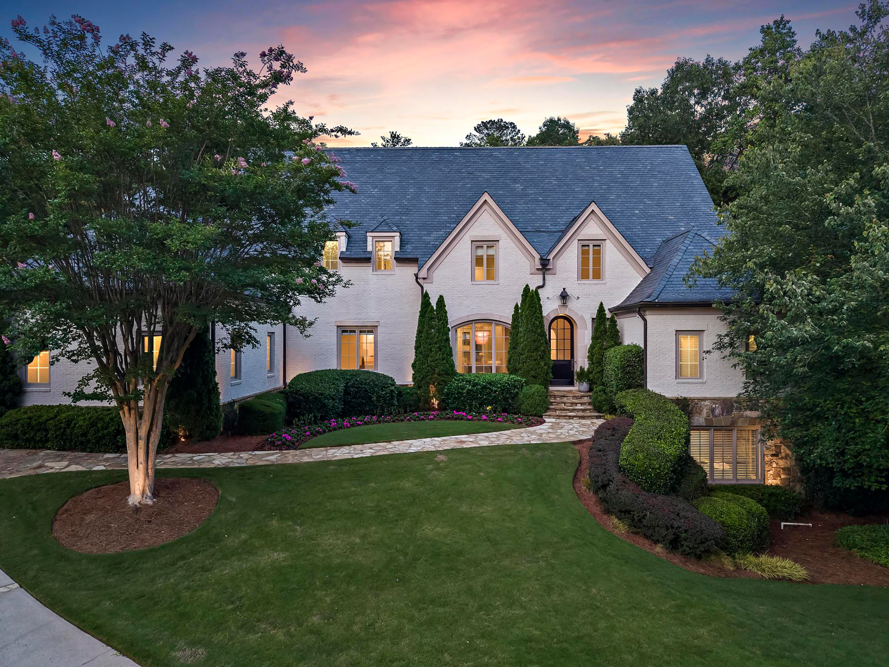  Stunning Custom-designed Home with Exceptional Indoor-Outdoor Living - 物件實景
