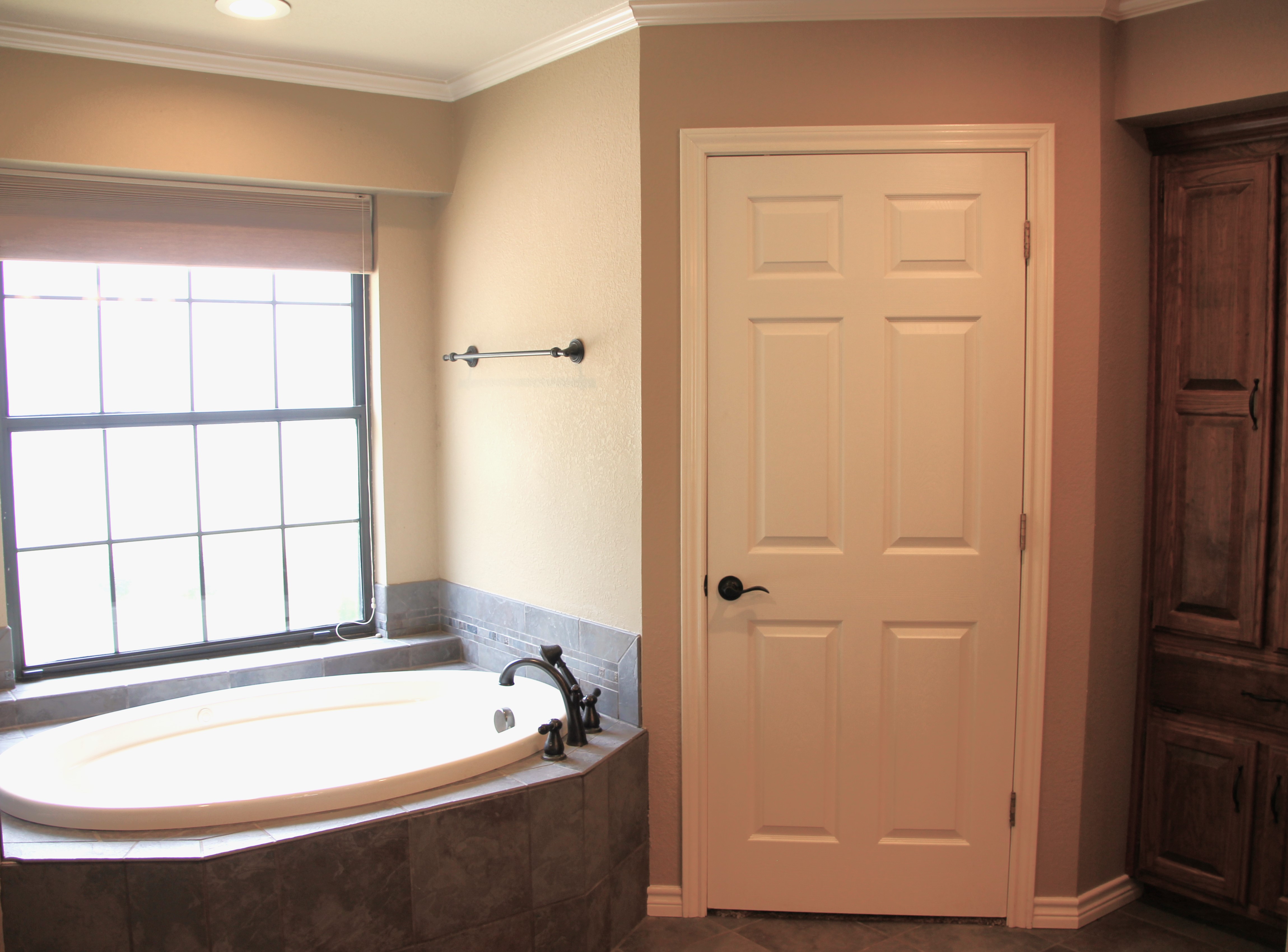 Sherman, Texas, 75495, United States, 4 Bedrooms Bedrooms, ,3 BathroomsBathrooms,Residential,For Sale,1913206