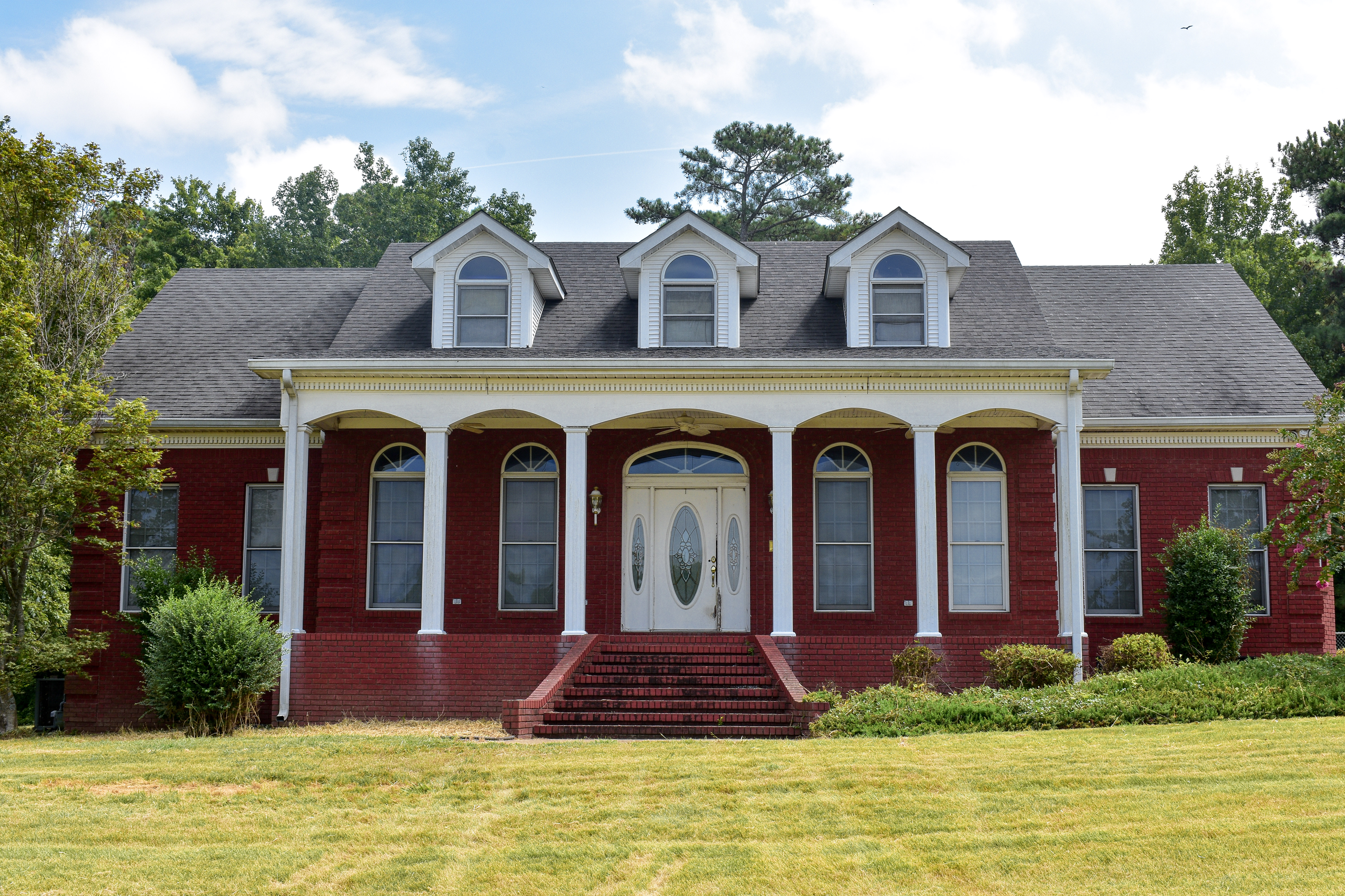 Union City, Tennessee, 38261, United States, 4 Bedrooms Bedrooms, ,4 BathroomsBathrooms,Residential,For Sale,1937100