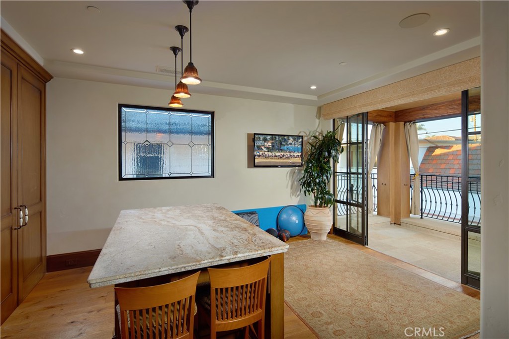 Corona del Mar, California, 92625, United States, 4 Bedrooms Bedrooms, ,3 BathroomsBathrooms,Residential,For Sale,1695491