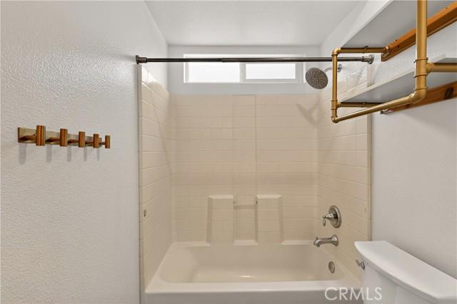 Merced, California, 95340, United States, 5 Bedrooms Bedrooms, ,3 BathroomsBathrooms,Residential,For Sale,2012352