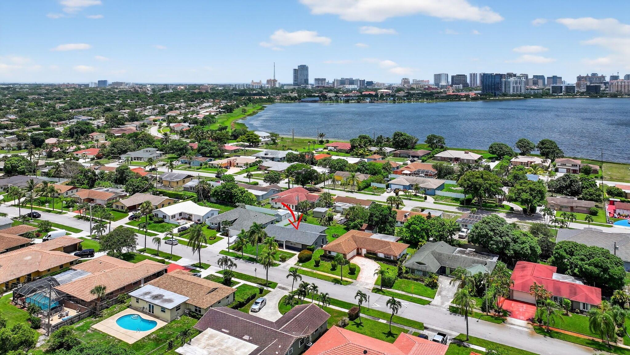 West Palm Beach, Florida, 33401, United States, 4 Bedrooms Bedrooms, ,2 BathroomsBathrooms,Residential,For Sale,1975982