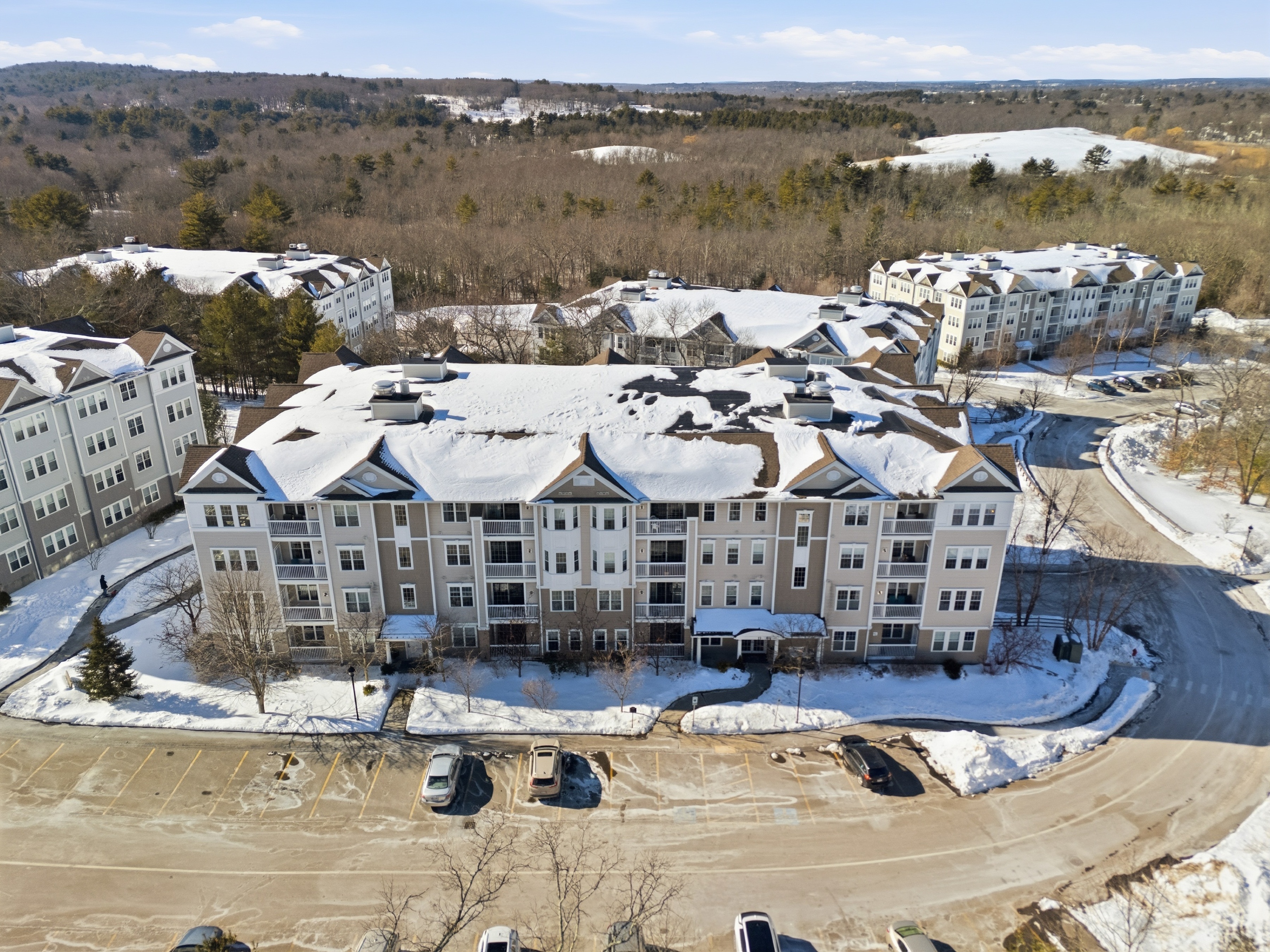 Natick, Massachusetts, 01760, United States, 2 Bedrooms Bedrooms, ,2 BathroomsBathrooms,Residential,For Sale,2015900