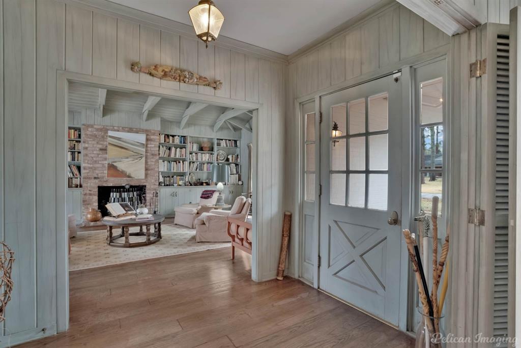 Shreveport, Louisiana, 71106, United States, 5 Bedrooms Bedrooms, ,4 BathroomsBathrooms,Residential,For Sale,1829039