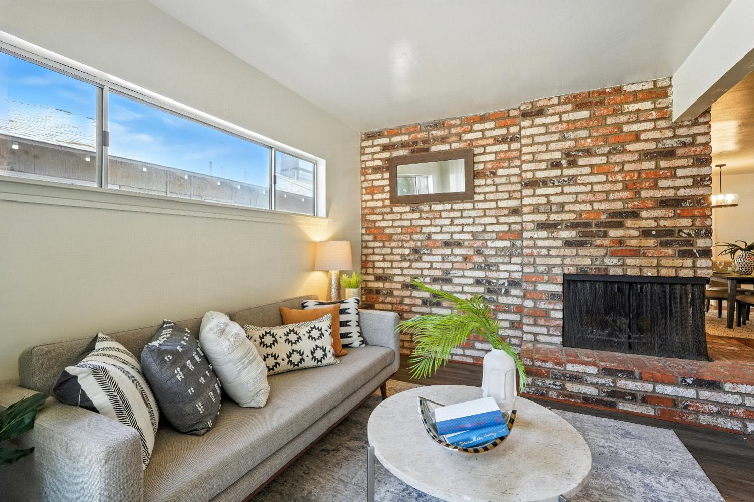 Sacramento, California, 95820, United States, 3 Bedrooms Bedrooms, ,2 BathroomsBathrooms,Residential,For Sale,1940182