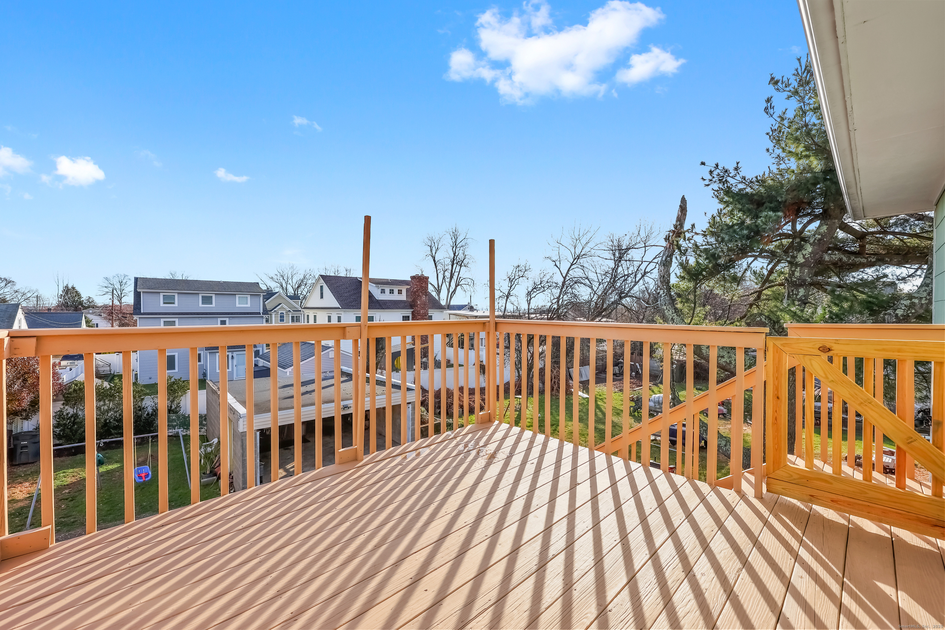 Stamford, Connecticut, 06902, United States, 6 Bedrooms Bedrooms, ,2 BathroomsBathrooms,Residential,For Sale,2003004