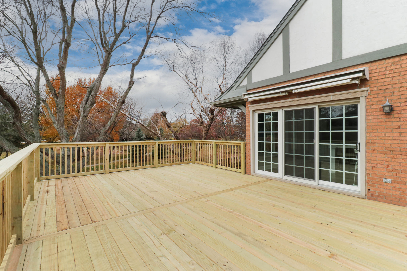 Bloomington, Illinois, 61704, United States, 5 Bedrooms Bedrooms, ,4 BathroomsBathrooms,Residential,For Sale,1991973