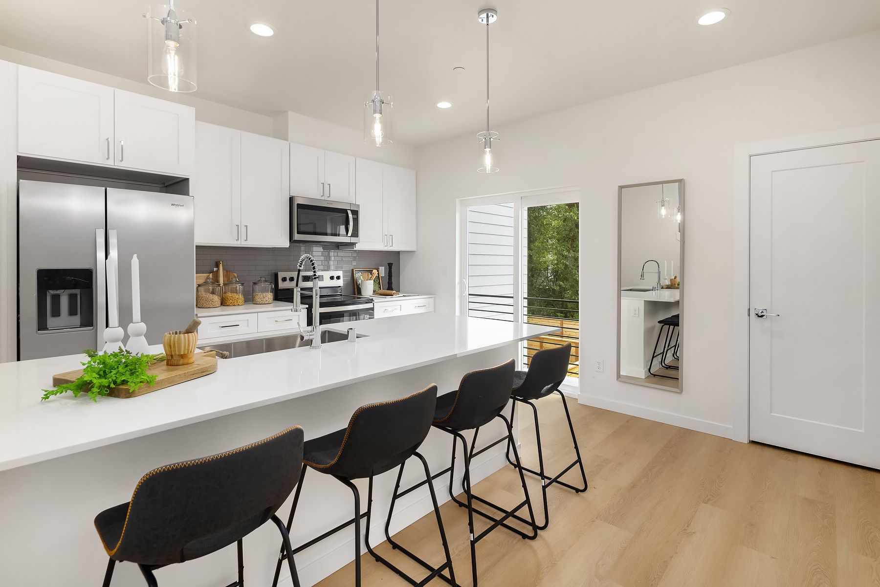  1518 Hollow Dale Place Unit #B, Everett, WA 98204 - 物件實景