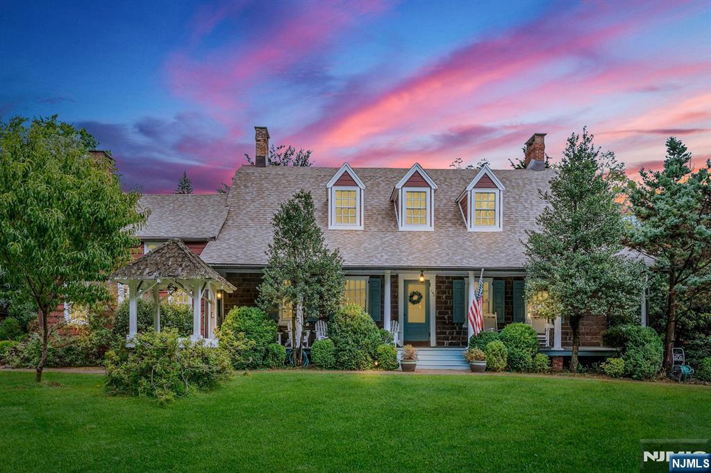 Park Ridge, New Jersey, 07656, United States, 4 Bedrooms Bedrooms, ,3 BathroomsBathrooms,Residential,For Sale,1927365